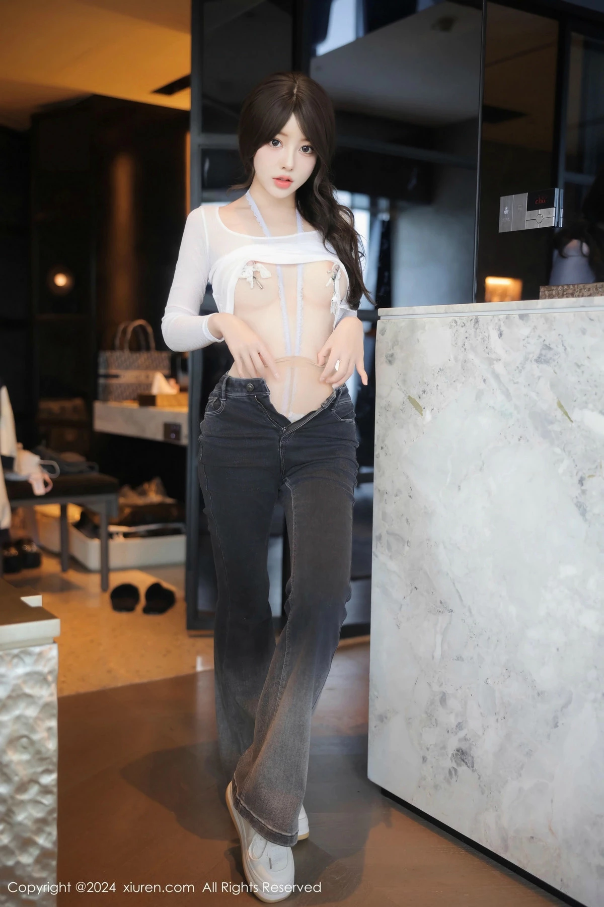 秀人集.com_[XiuRen秀人网]No.9524_模特桃妖夭性感白T配牛仔裤露白色情趣内衣秀惹火身材诱惑写真89P