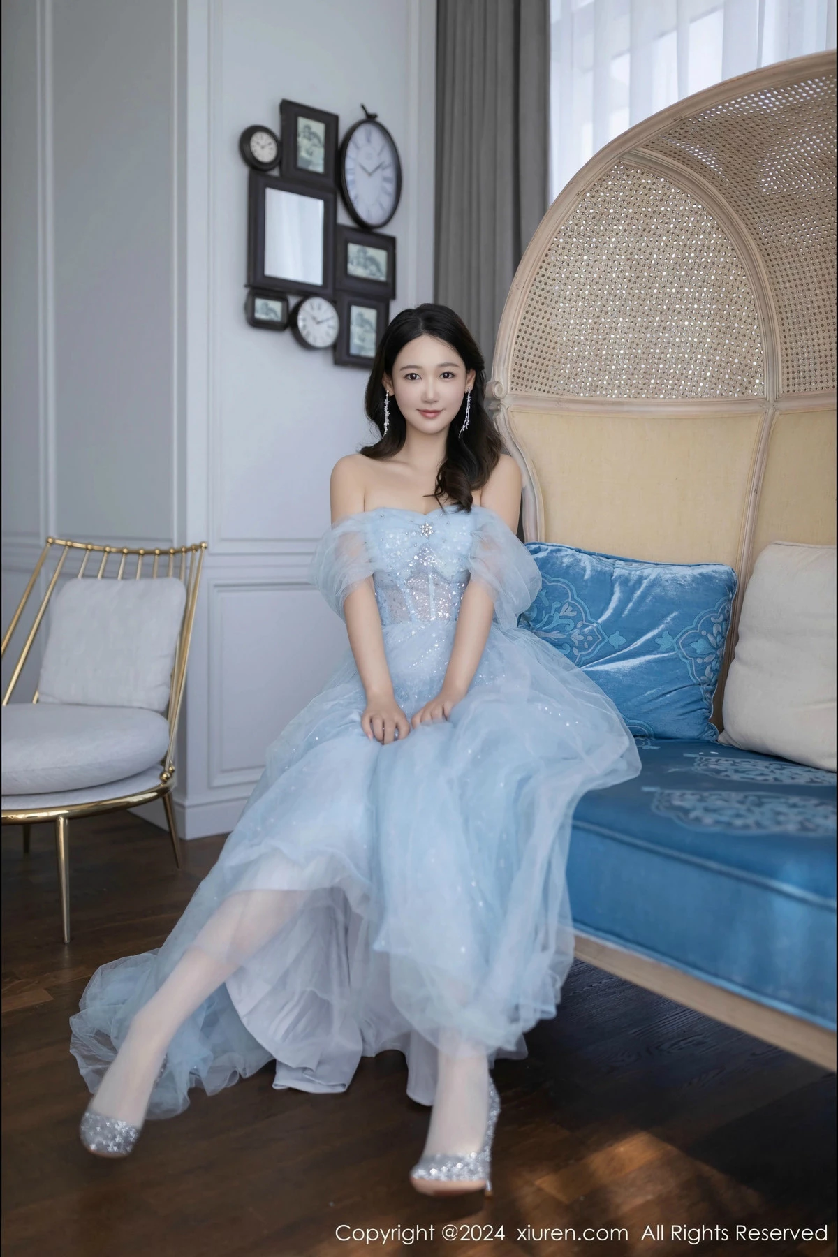 秀人集.com_[XiuRen秀人网]No.9538_模特唐安琪性感淡蓝色薄纱礼裙露白色内衣秀曼妙身姿诱惑写真82P