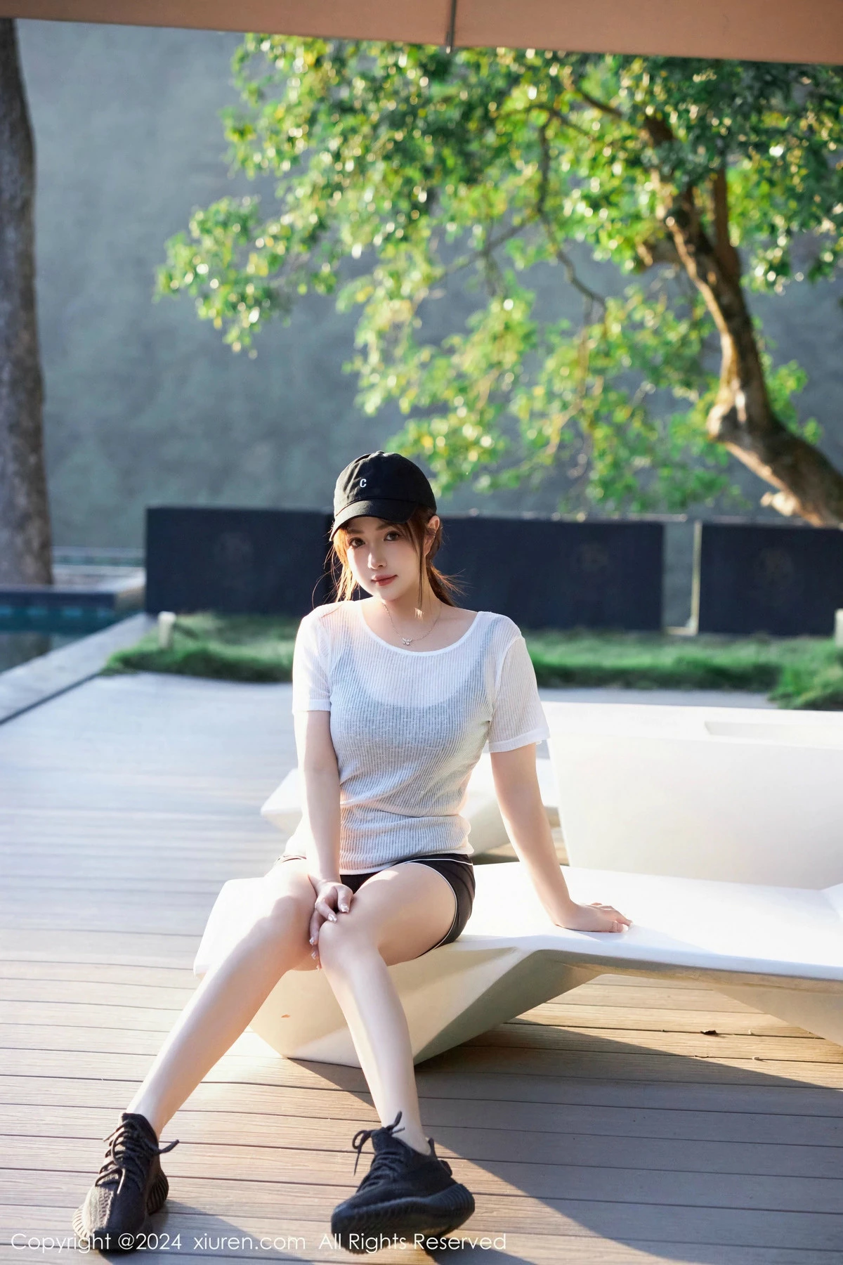 秀人集.com_[XiuRen秀人网]No.9549_模特养乐多Doll性感深色运动服饰秀丰满身材白嫩美腿诱惑写真52P