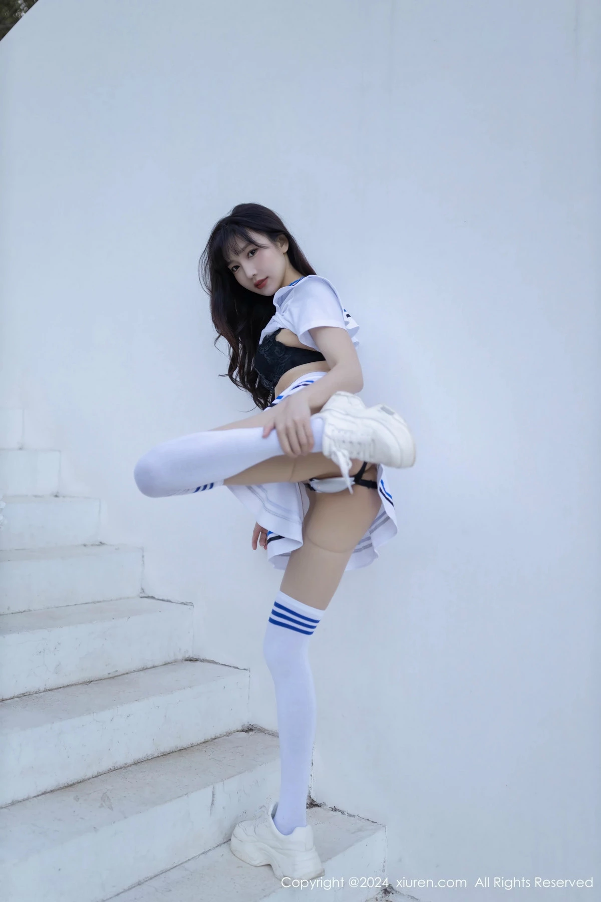 秀人集.com_[XiuRen秀人网]No.9554_模特陆萱萱学生套装露黑色蕾丝内衣配开档肉丝秀完美身材诱惑写真80P