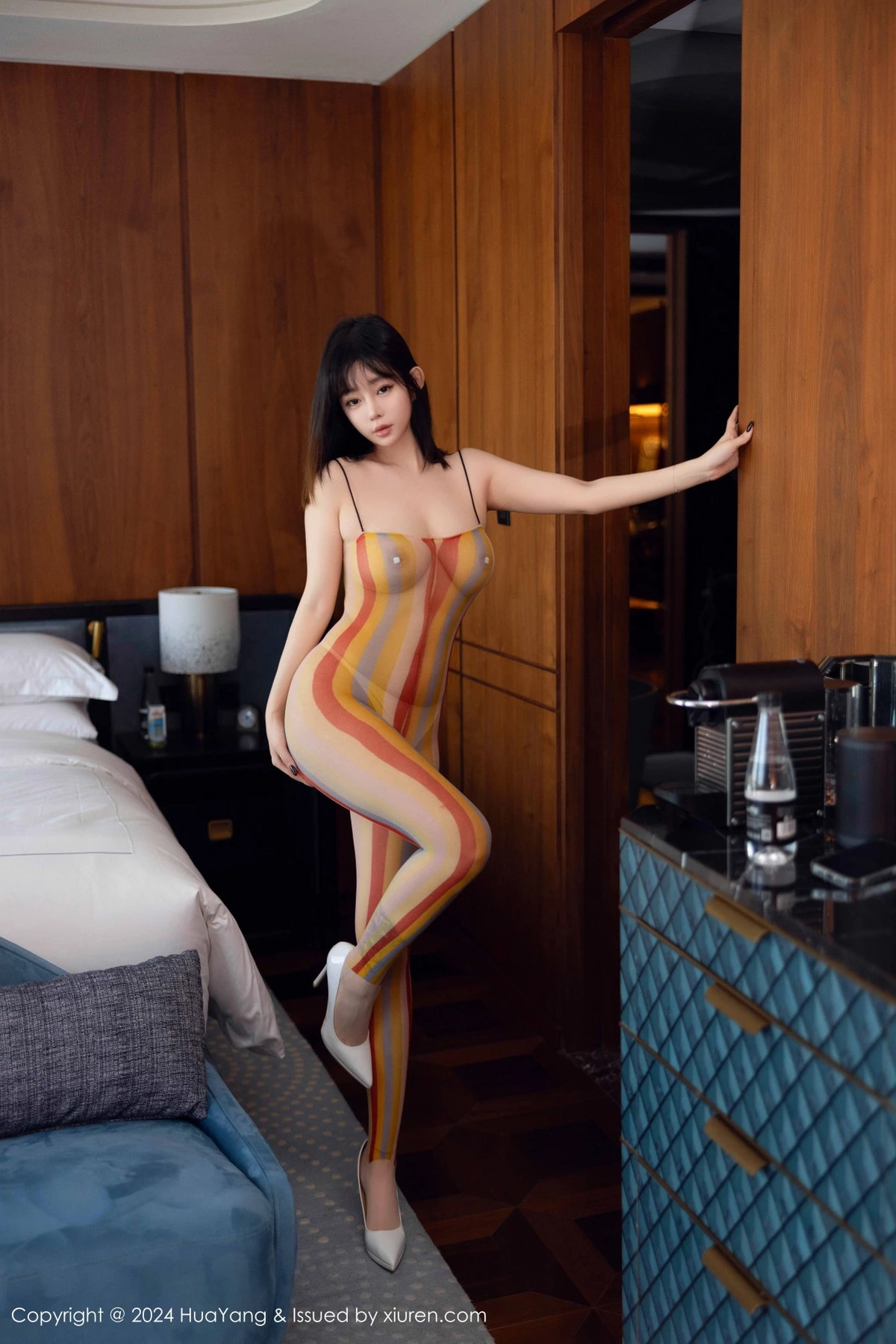 秀人集.com_[HuaYang花漾]Vol.622_女神王雨纯私房性感花色轻透连体衣秀完美身材浑圆翘臀诱惑写真89P