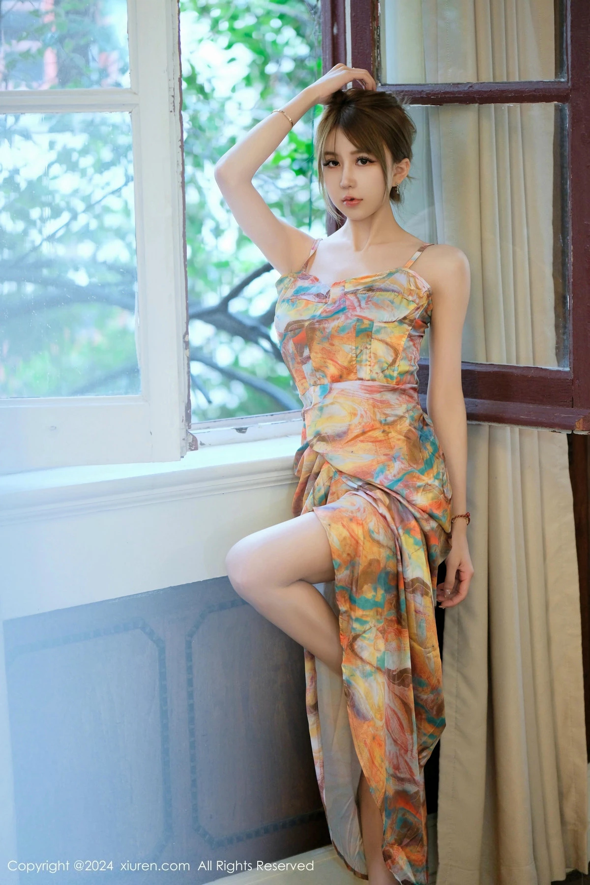 秀人集.com_[XiuRen秀人网]No.9465_模特Zoe柚柚性感油画连衣长裙露灰丝吊袜秀凹凸身材诱惑写真80P