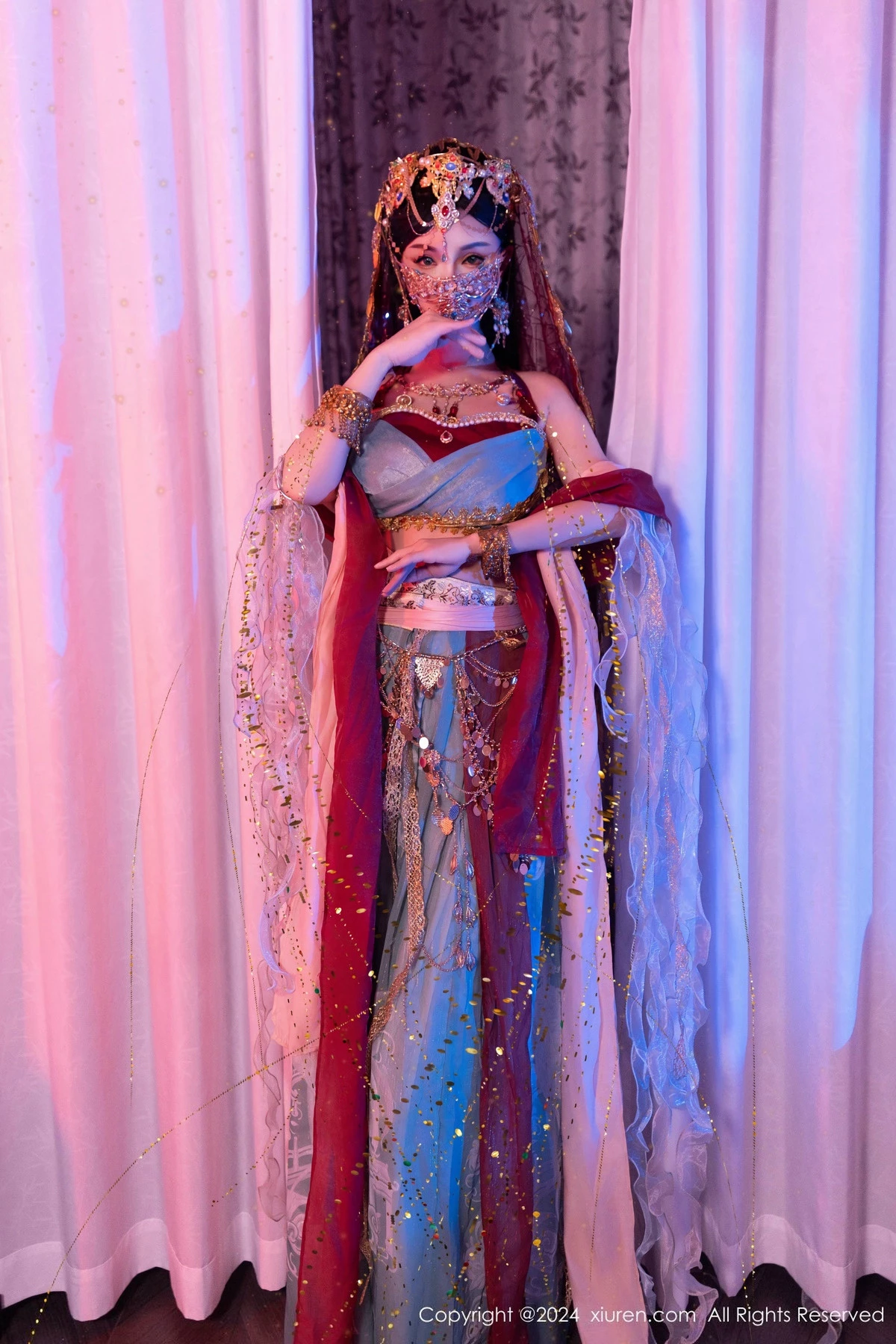 秀人集.com_[XiuRen秀人网]No.9585_新人模特不吃冰淇淋异域风情女郎性感情趣服饰秀火辣身材诱惑写真85P