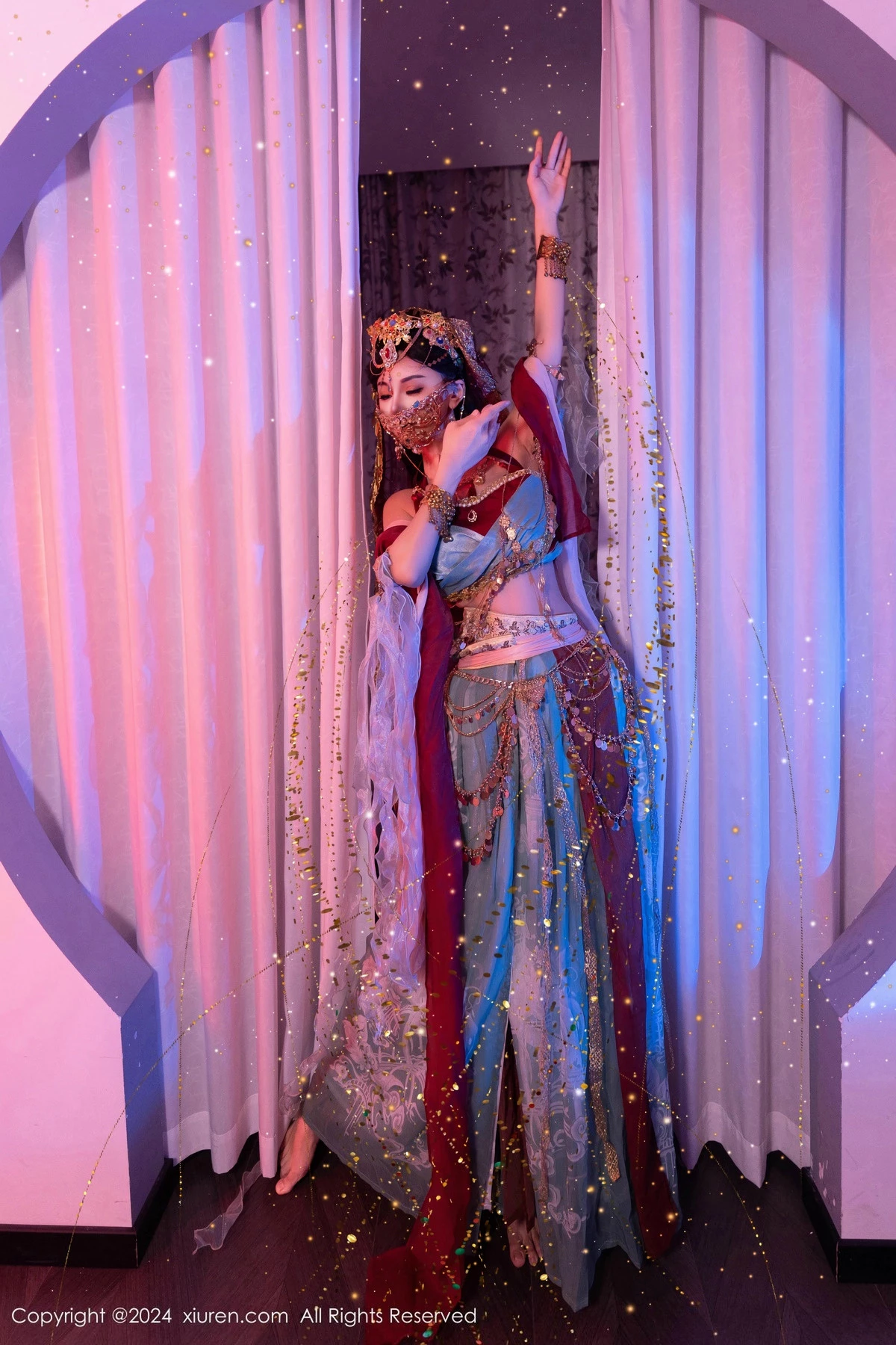 秀人集.com_[XiuRen秀人网]No.9585_新人模特不吃冰淇淋异域风情女郎性感情趣服饰秀火辣身材诱惑写真85P