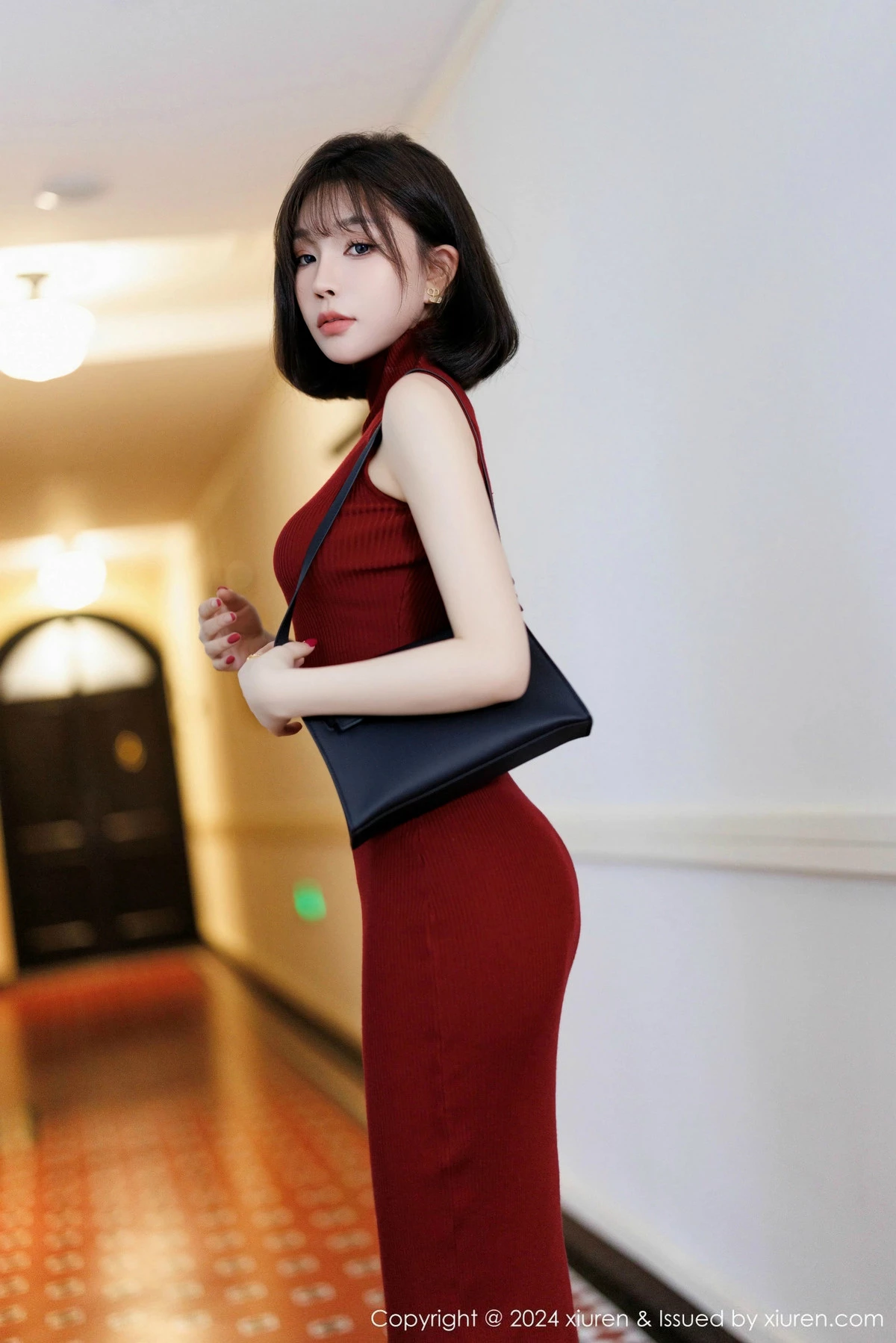 秀人集.com_[XiuRen秀人网]No.9589_女神徐莉芝Booty红色连身裙露浅色内衣配超薄肉丝秀美腿诱惑写真91P