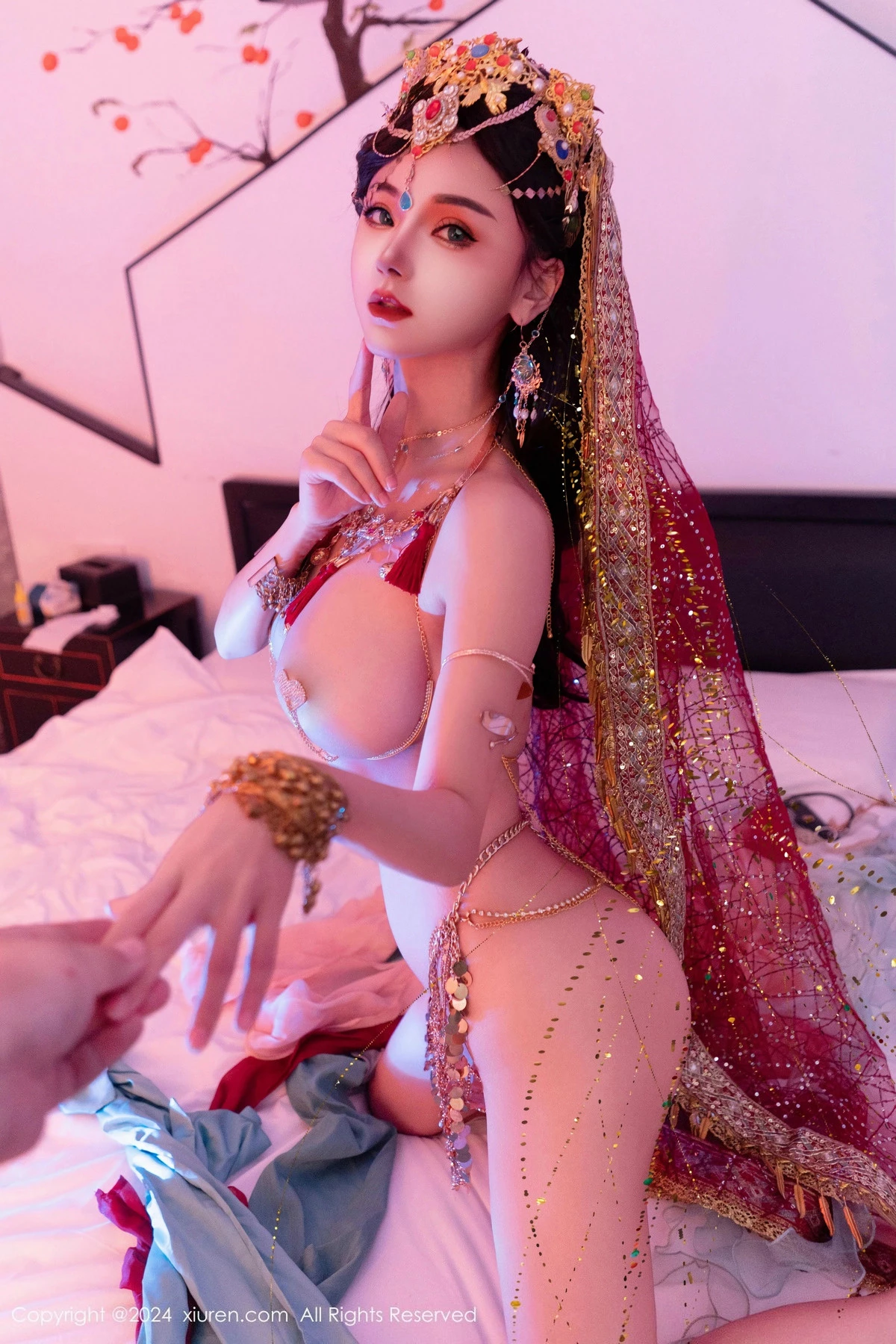 秀人集.com_[XiuRen秀人网]No.9585_新人模特不吃冰淇淋异域风情女郎性感情趣服饰秀火辣身材诱惑写真85P