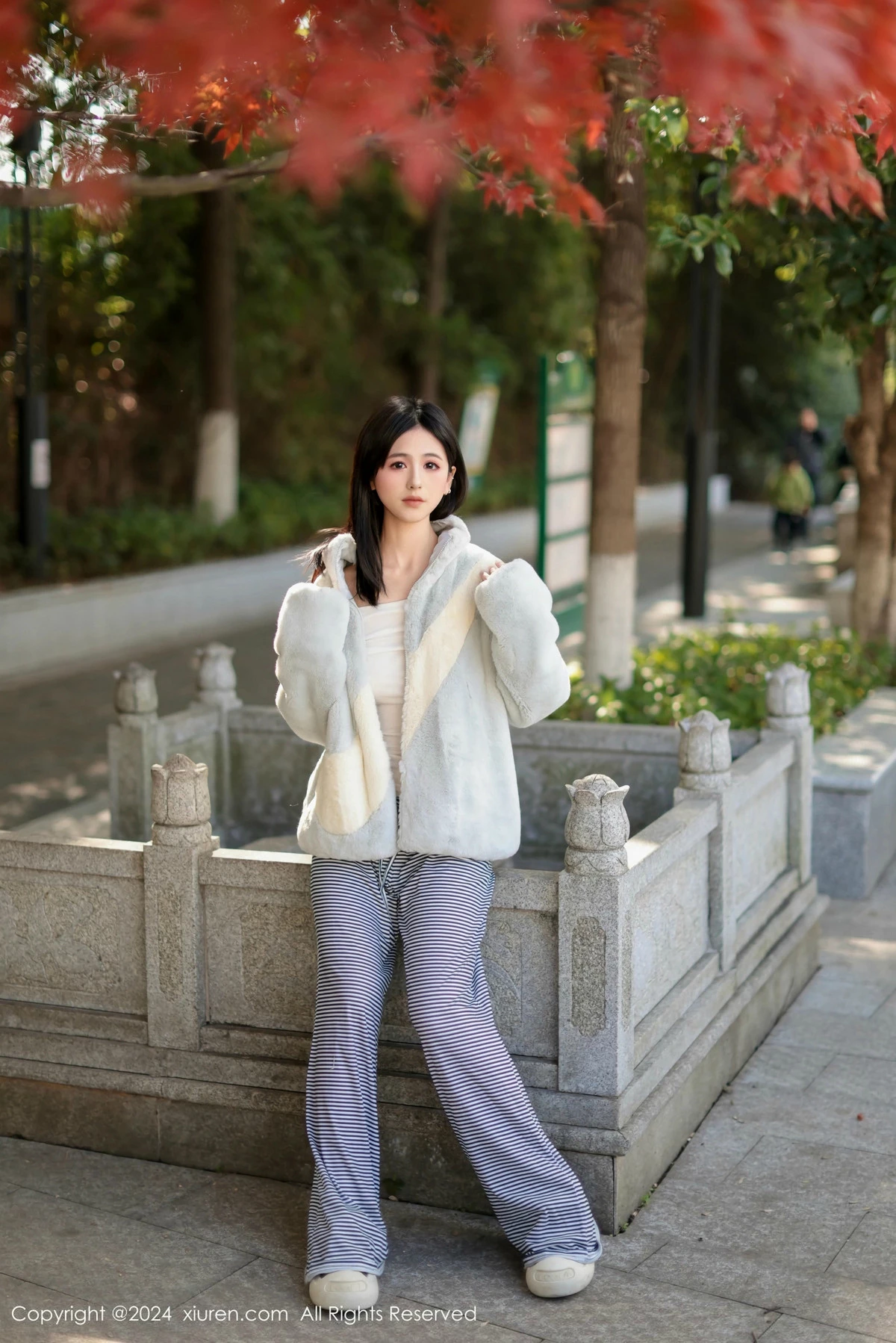 秀人集.com_[XiuRen秀人网]No.9605_模特奶芙乔乔性感白T配长裤露超薄黑丝秀凹凸身材撩人诱惑写真85P