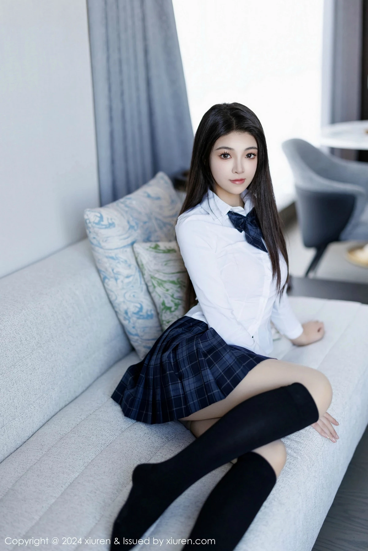 秀人集.com_[XiuRen秀人网]No.9682_模特初梦瑶性感白T露粉红色内衣配超薄肉丝秀完美身材诱惑写真91P