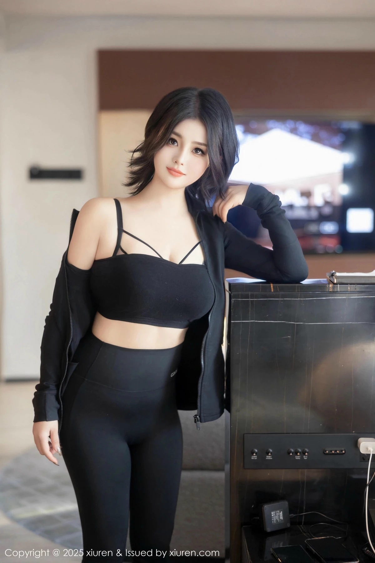 秀人集.com_[XiuRen秀人网]No.9694_新人模特Monica性感简约黑色服饰露黑色内衣秀曼妙身姿诱惑写真79P