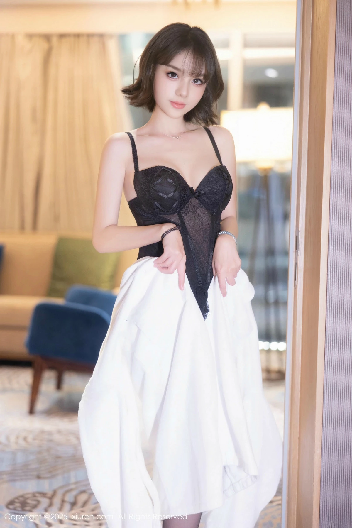 秀人集.com_[XiuRen秀人网]No.9713_模特黎苏苏性感白色浴袍露黑色情趣内衣秀曼妙身材完美诱惑写真78P