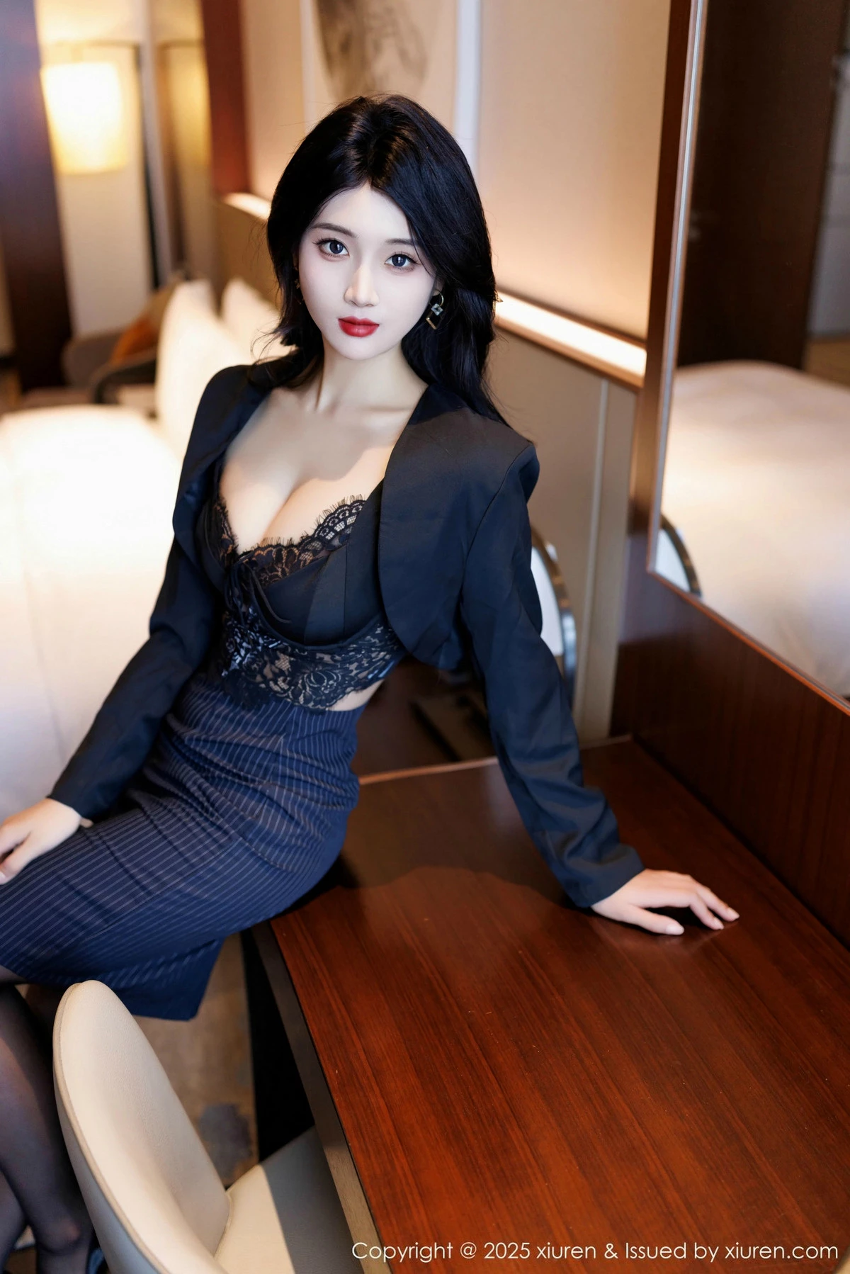 秀人集.com_[XiuRen秀人网]No.9728_模特南乔性感黑色蕾丝内衣+红色比基尼秀柔美身姿完美诱惑写真90P