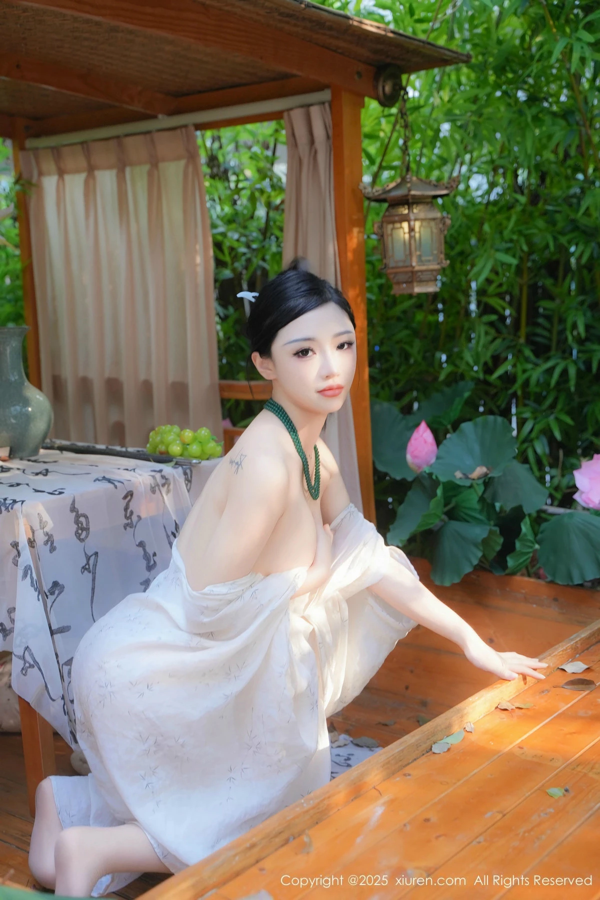 秀人集.com_[XiuRen秀人网]No.9730_模特妙可可Cheese性感白色古风服配超薄白丝秀丰腴身材诱惑写真84P