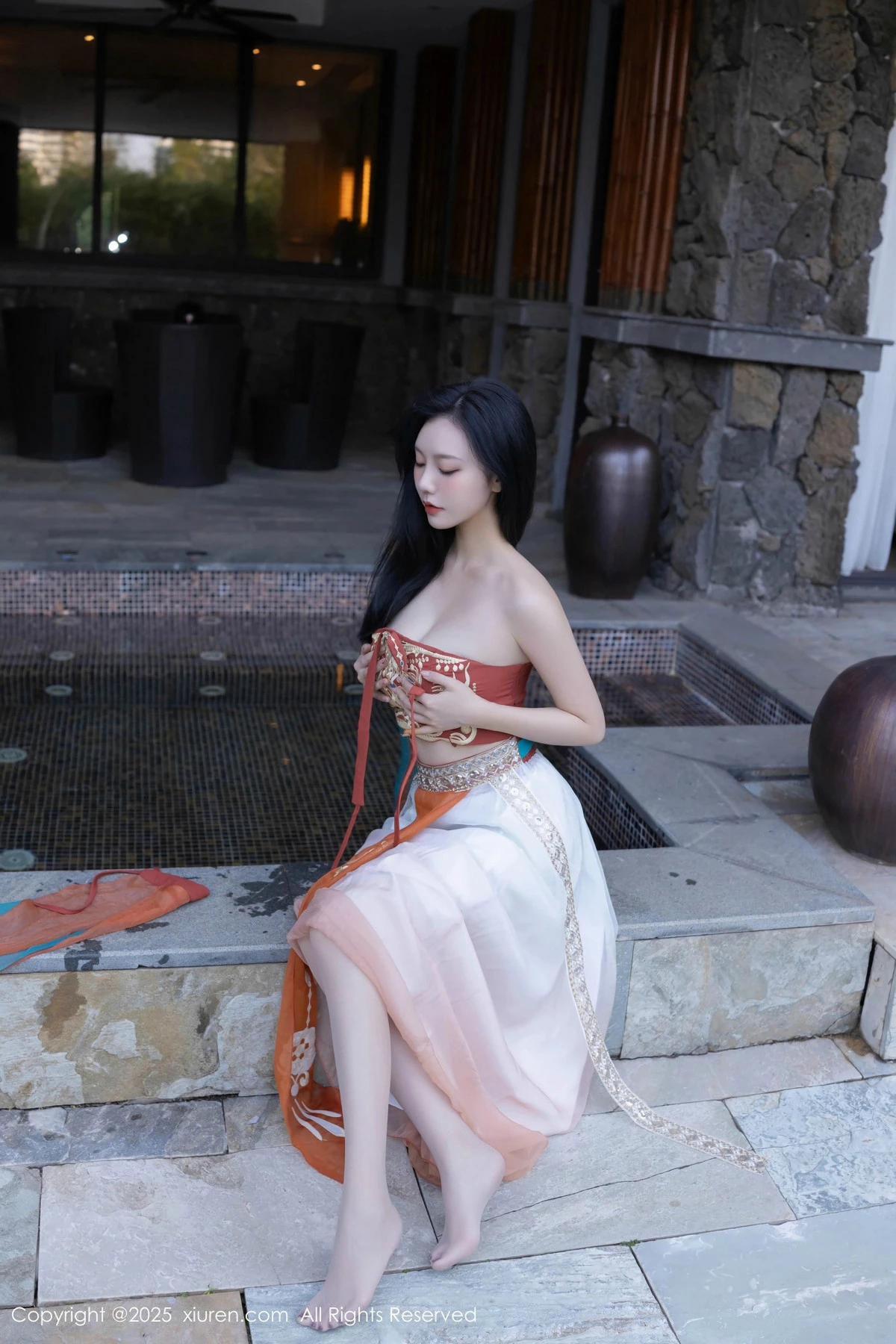 秀人集.com_[XiuRen秀人网]No.9757_模特安然anran性感古风薄纱服饰配超薄肉丝秀丰满身材诱惑写真81P