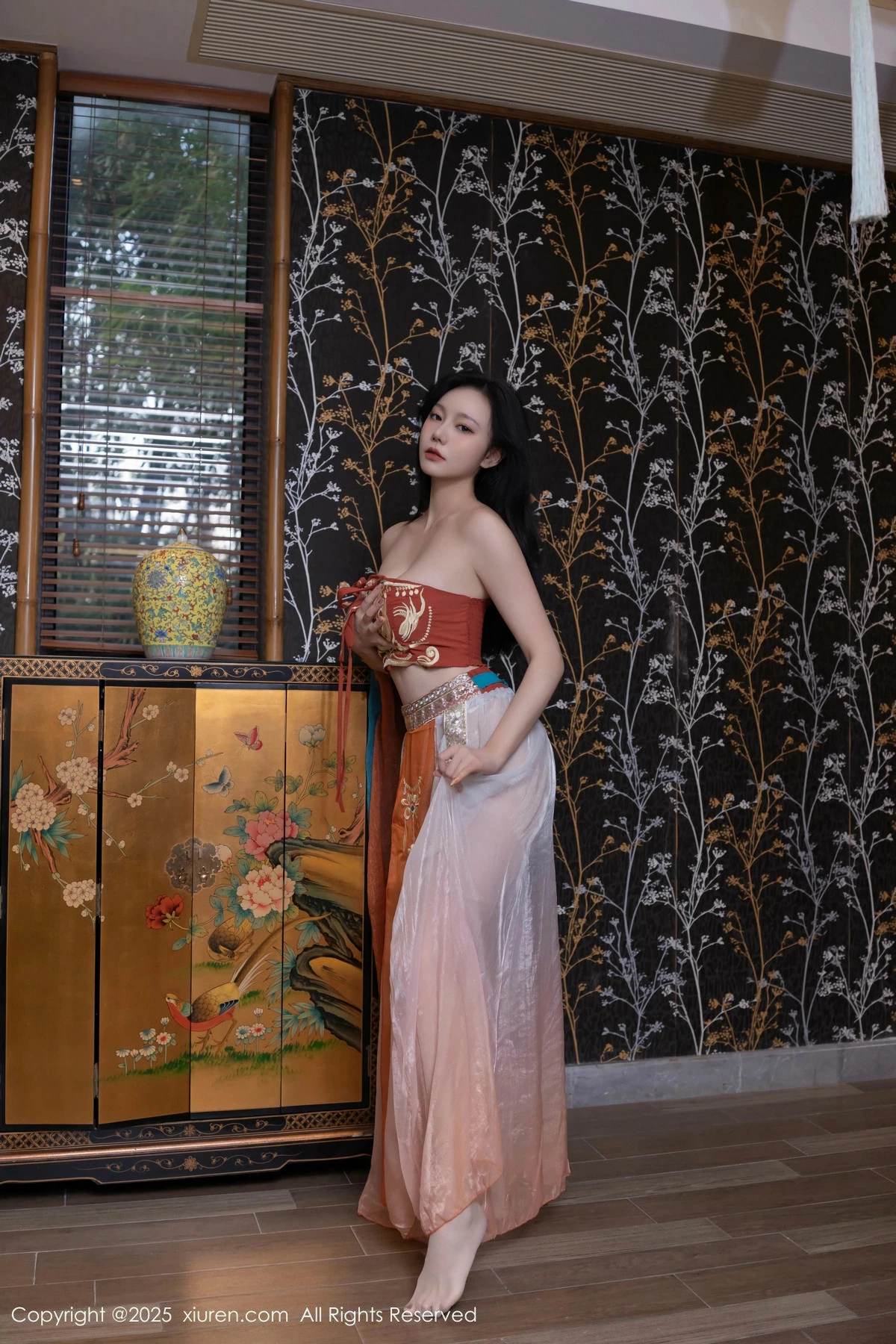 秀人集.com_[XiuRen秀人网]No.9757_模特安然anran性感古风薄纱服饰配超薄肉丝秀丰满身材诱惑写真81P