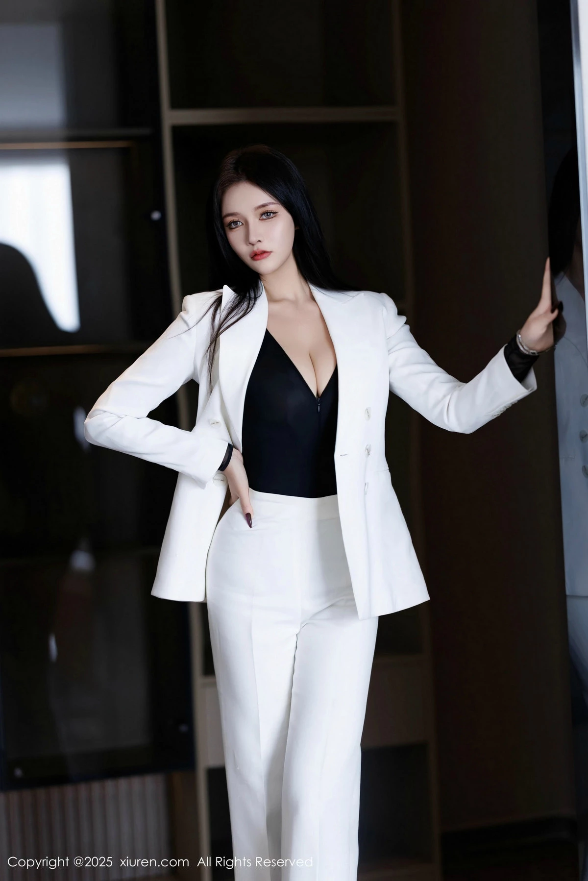 秀人集.com_[XiuRen秀人网]No.9755_模特娜比性感黑色情趣内衣配黑丝吊袜秀凹凸身材完美诱惑写真91P