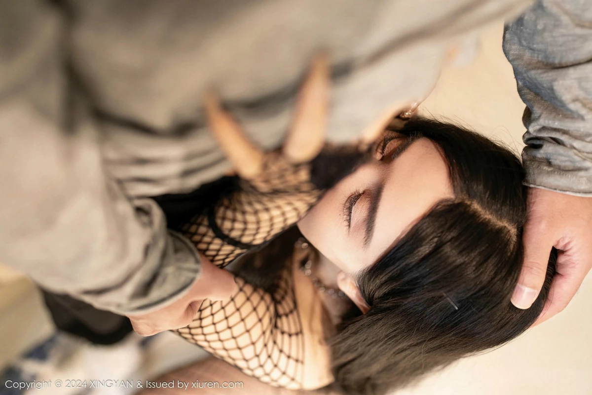 秀人集.com_[XINGYAN星颜社]VOL.293_模特潘思沁情节拍摄性感黑色网格连体衣秀巨乳肥臀诱惑写真79P