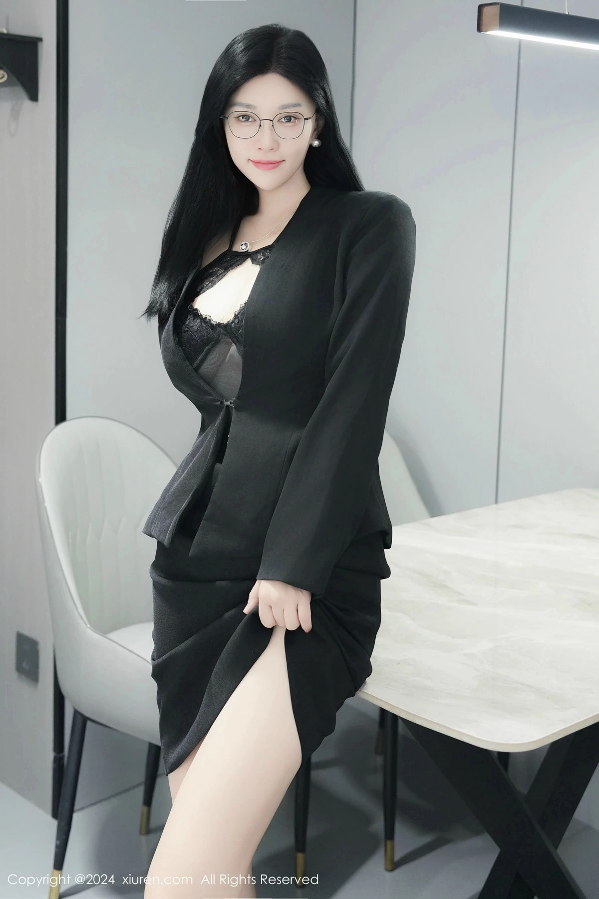 秀人集.com_[XiuRen秀人网]No.9639_模特雅茹老师性感黑色西服露黑色情趣内衣秀柔美身姿诱惑写真81P