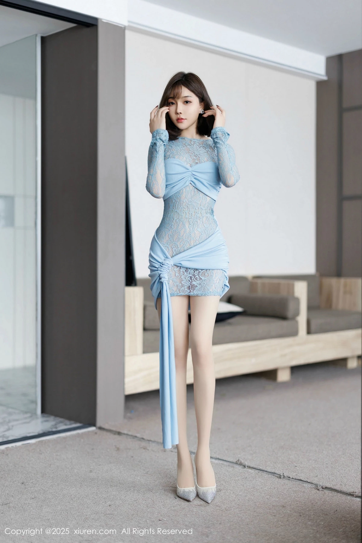 秀人集.com_[XiuRen秀人网]No.9805_女神徐莉芝Booty蕾丝连衣短裙+灰色情趣内衣秀完美身材诱惑写真83P