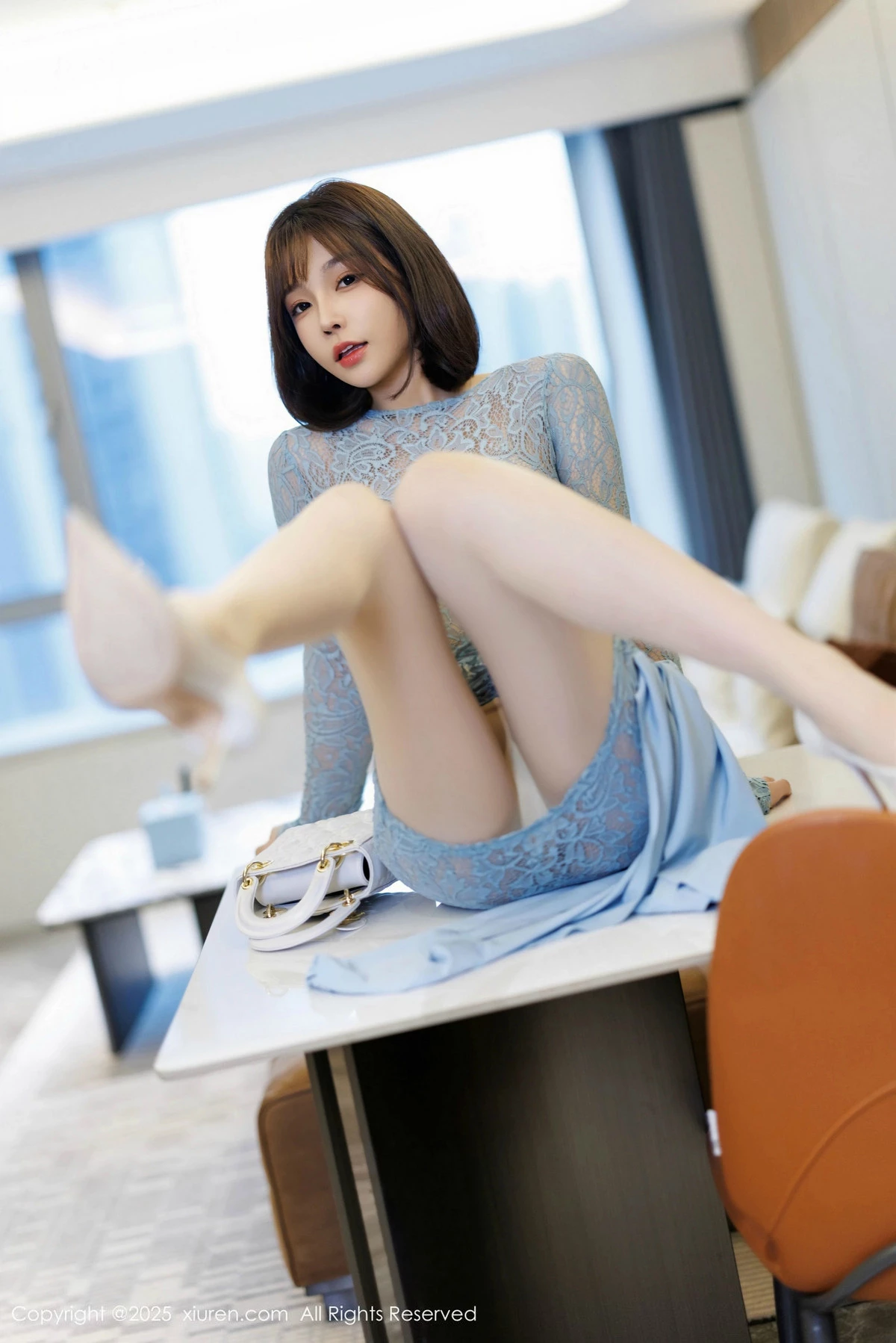 秀人集.com_[XiuRen秀人网]No.9805_女神徐莉芝Booty蕾丝连衣短裙+灰色情趣内衣秀完美身材诱惑写真83P