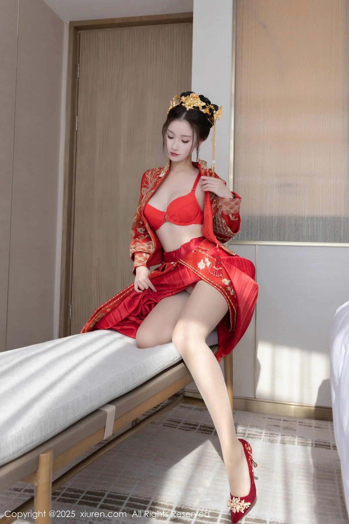 秀人集.com_[XiuRen秀人网]No.9811_模特杏子Yada性感新娘装红色情趣内衣配超薄肉丝秀美腿诱惑写真84P