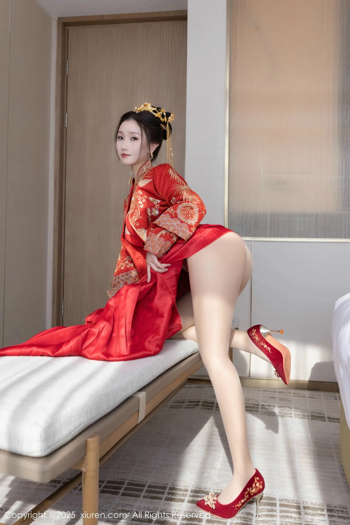 秀人集.com_[XiuRen秀人网]No.9811_模特杏子Yada性感新娘装红色情趣内衣配超薄肉丝秀美腿诱惑写真84P