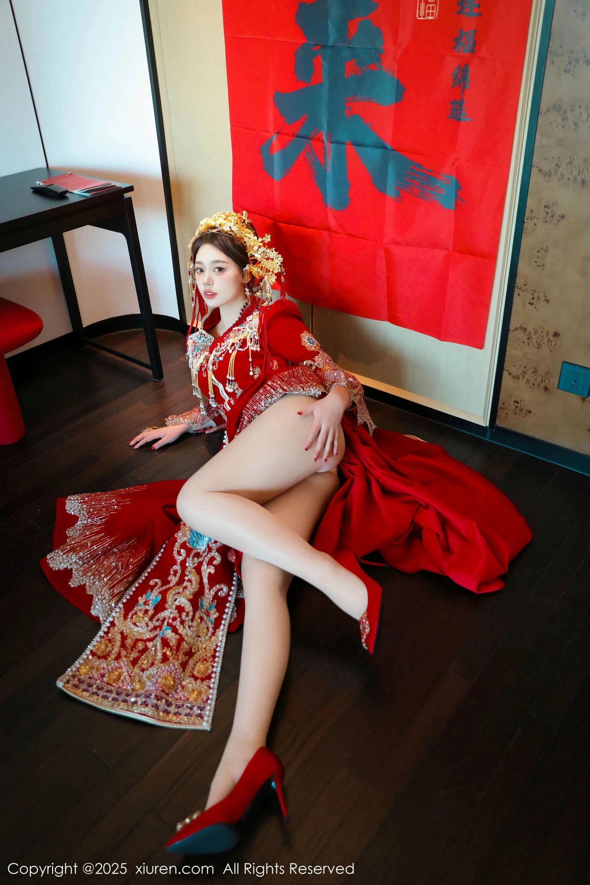 秀人集.com_[XiuRen秀人网]No.9823_模特蛋蛋宝新年主题性感红色新娘装露白色内衣秀丰腴身材诱惑写真79P