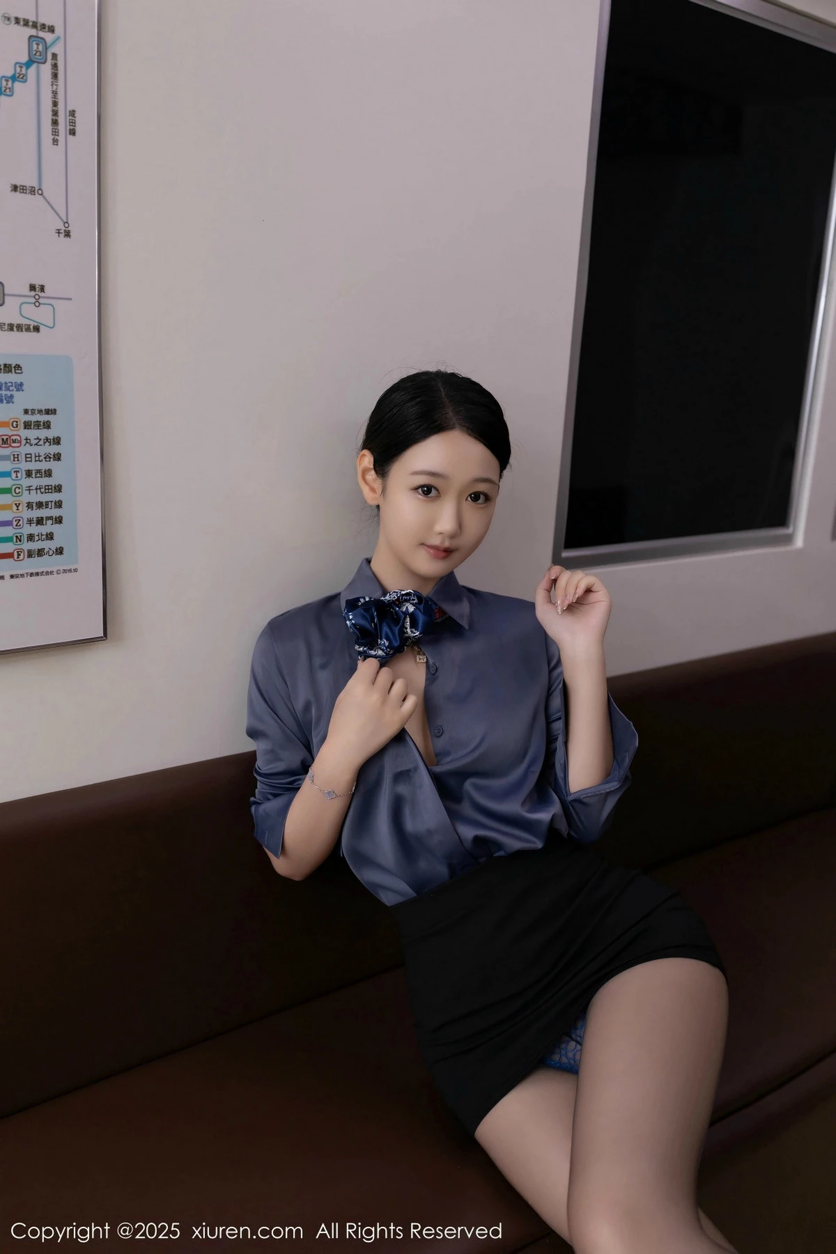 秀人集.com_[XiuRen秀人网]No.9824_模特唐安琪性感深色空姐制服露蓝色蕾丝内衣秀曼妙身姿诱惑写真83P