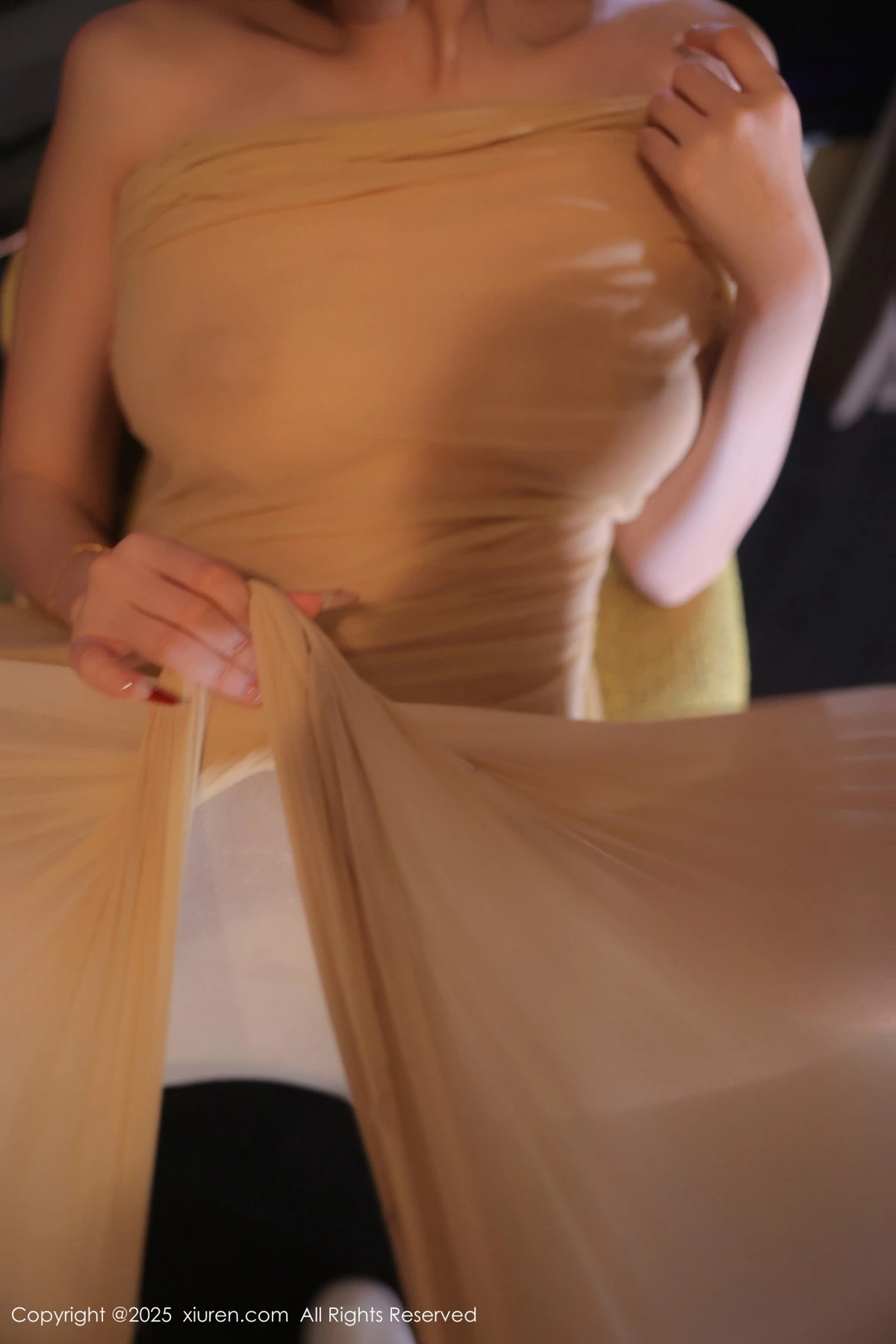 秀人集.com_[XiuRen秀人网]No.9860_模特Candy糖糖私房性感肉色连体丝袜秀丰腴身姿撩人诱惑写真85P