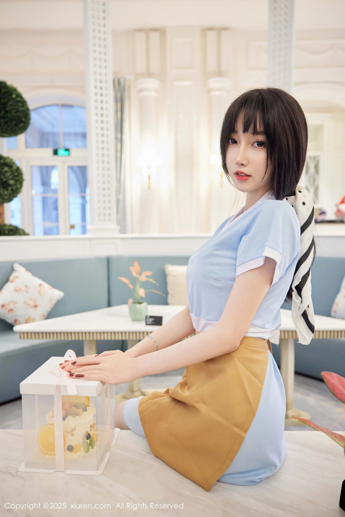 秀人集.com_[XiuRen秀人网]No.9864_模特玥儿玥er性感蓝色连衣短裙配超薄肉丝秀曼妙身材诱惑写真82P