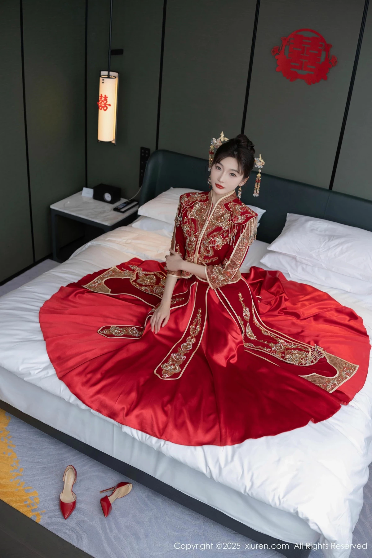 秀人集.com_[XiuRen秀人网]No.9770_模特陆萱萱性感新娘装露红色内衣配超薄肉丝秀柔美身材诱惑写真82P