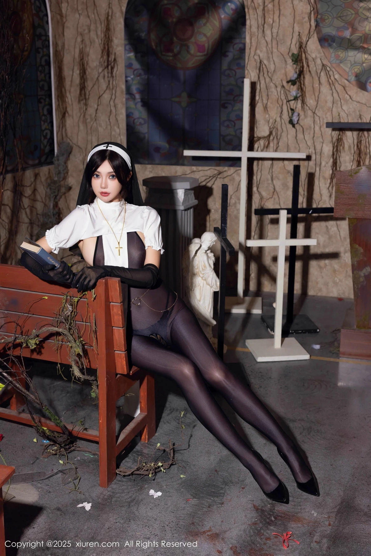 秀人集.com_[XiuRen秀人网]No.9774_女神绮里嘉ula性感修女服饰配超薄连体黑丝秀完美身材诱惑写真79P