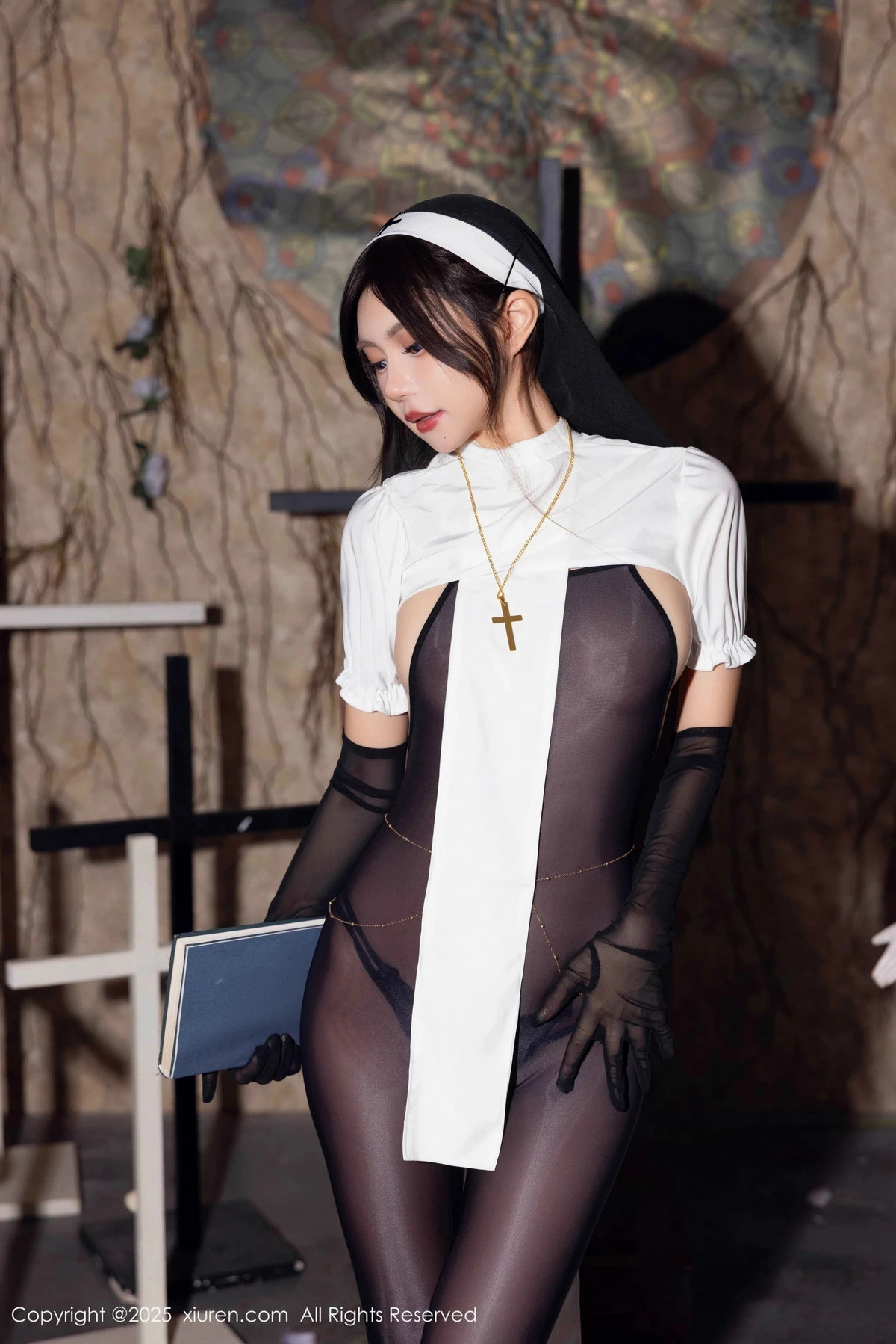 秀人集.com_[XiuRen秀人网]No.9774_女神绮里嘉ula性感修女服饰配超薄连体黑丝秀完美身材诱惑写真79P