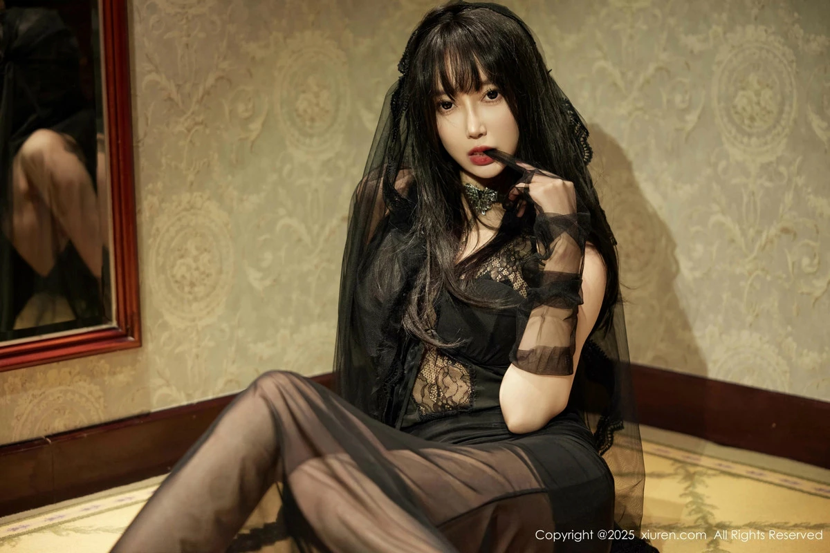 秀人集.com_[XiuRen秀人网]No.9773_模特玥儿玥er性感黑色蕾丝连衣裙配超薄肉丝秀曼妙身材诱惑写真72P