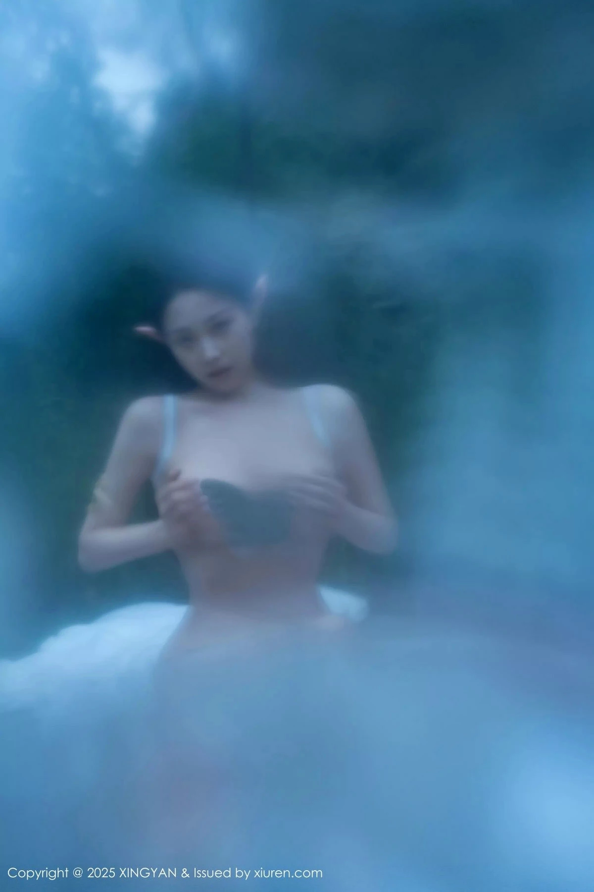 秀人集.com_[XINGYAN星颜社]VOL.314_模特清妙精灵装扮性感白色连衣长裙秀翘臀美腿惹火诱惑写真60P