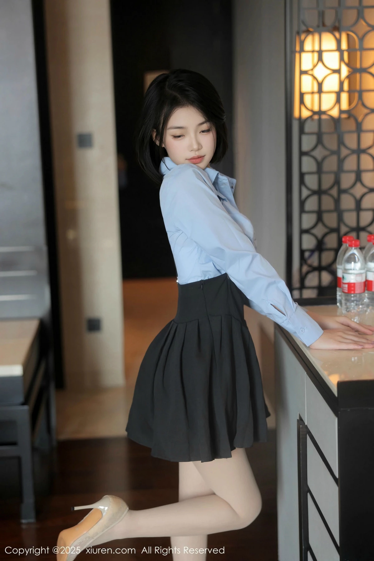 秀人集.com_[XiuRen秀人网]No.9981_新人模特汐子性感白色蕾丝内衣配超薄肉丝秀丰满身材诱惑写真72P