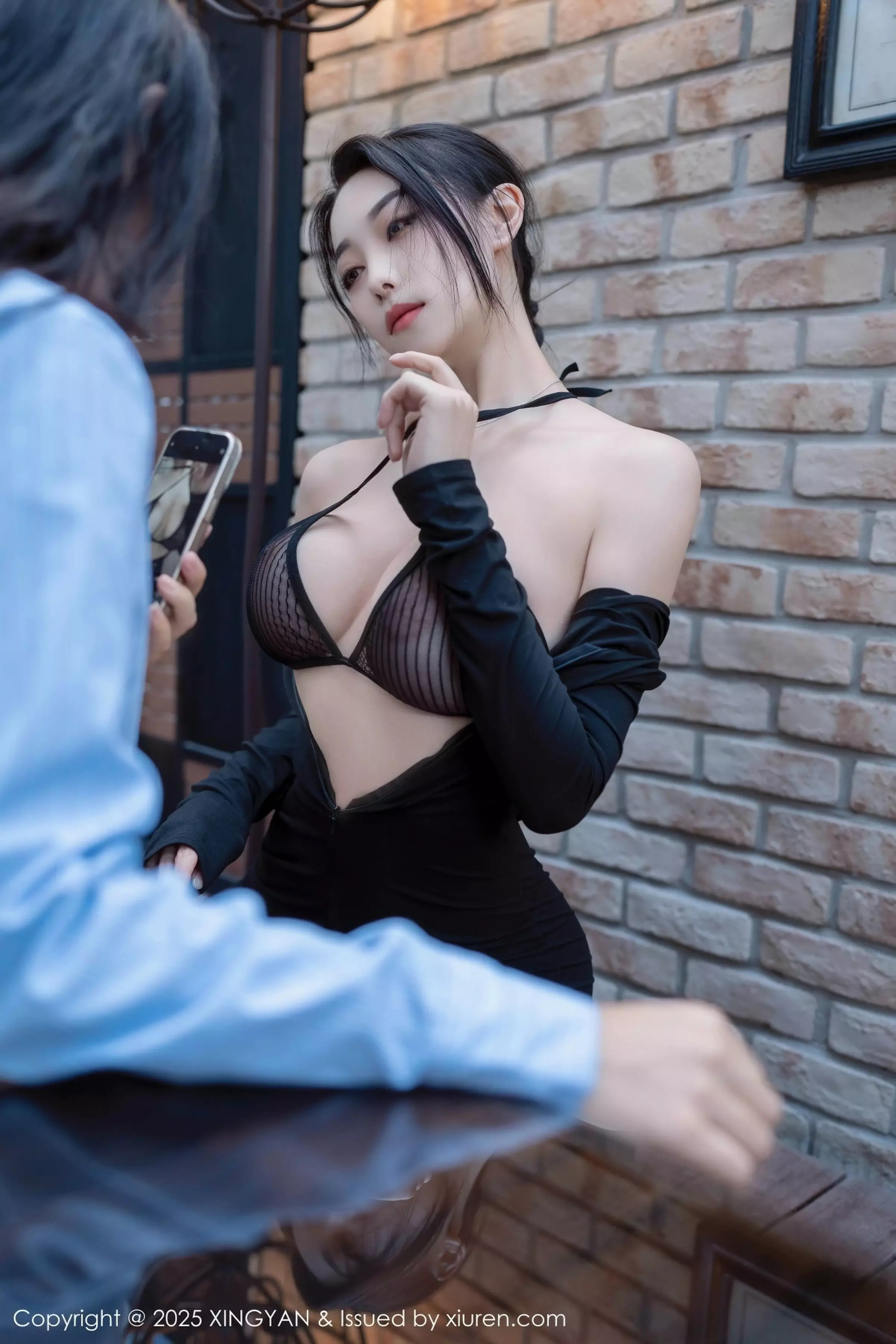 秀人集.com_[XINGYAN星颜社]VOL.322_模特清妙性感OL职业装露轻透黑色内衣秀完美身材诱惑写真81P