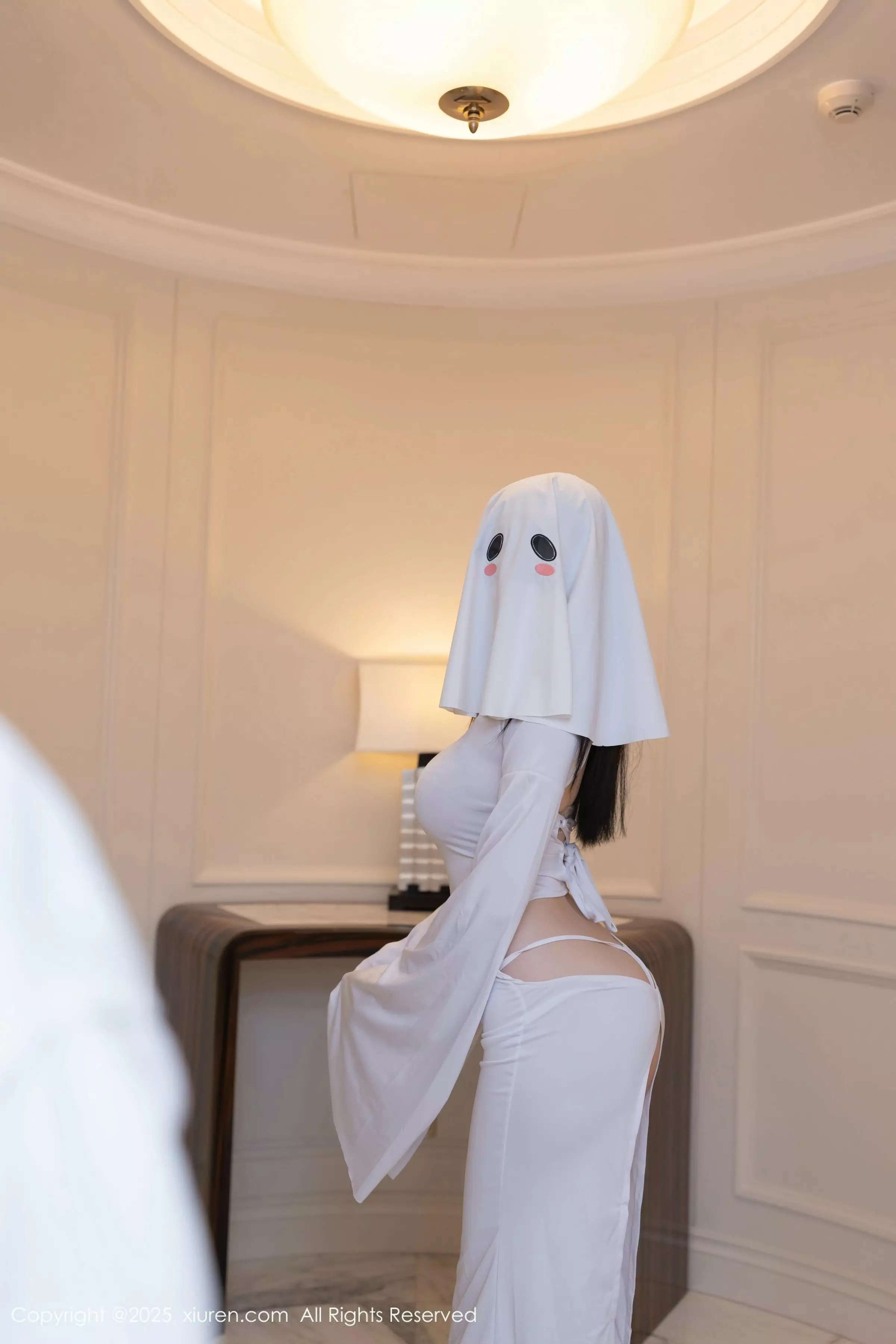 秀人集.com_[XiuRen秀人网]No.10035_模特安然anran性感白色连衣短裙配白色丝袜秀曼妙身姿诱惑写真80P