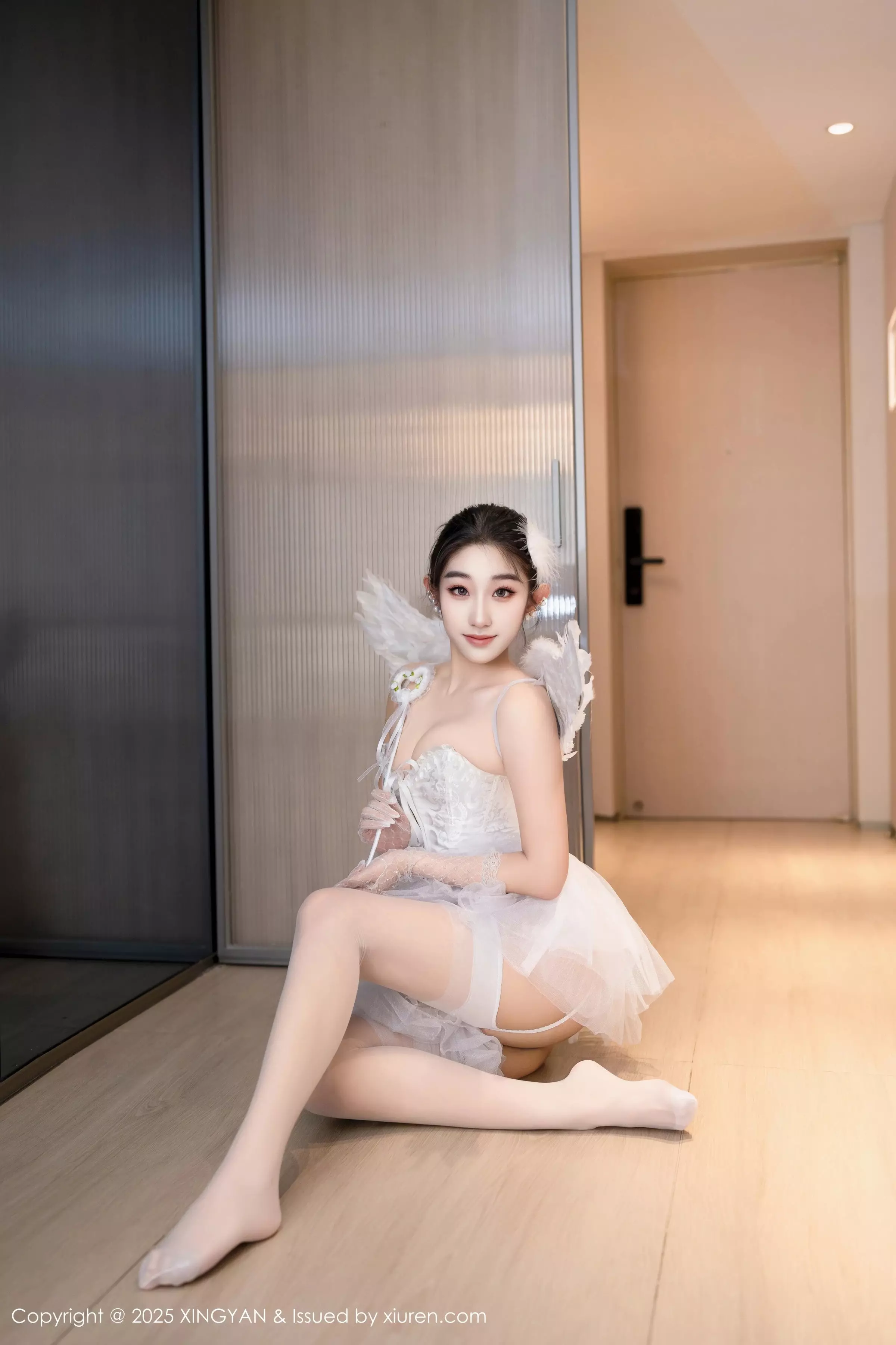 秀人集.com_[XINGYAN星颜社]VOL.324_模特星冉性感白色芭蕾吊带裙配白丝吊袜秀曼妙身姿诱惑写真78P