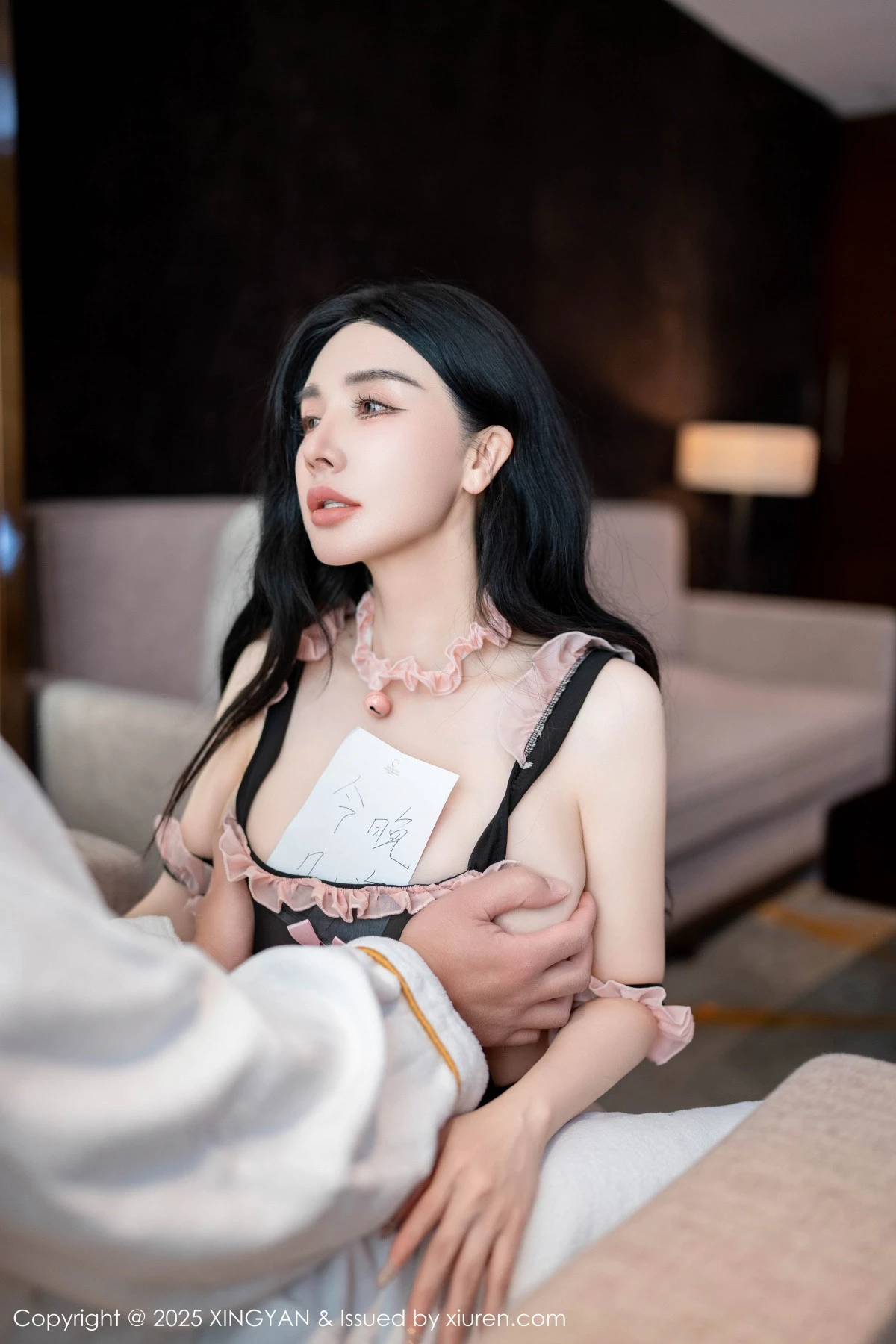 秀人集.com_[XINGYAN星颜社]VOL.312_模特潘思沁情节拍摄性感黑色轻透情趣服饰秀巨乳肥臀诱惑写真70P