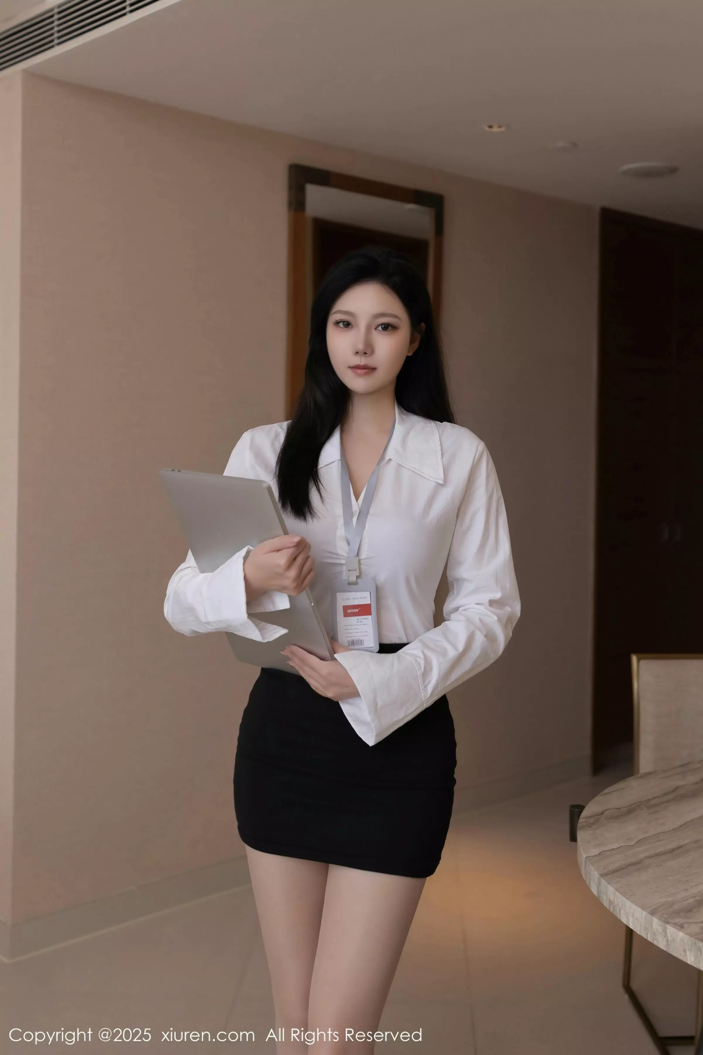 秀人集.com_[XiuRen秀人网]No.10100_模特安然anran性感白T露灰玫红色内衣配开档肉丝秀美腿诱惑写真82P