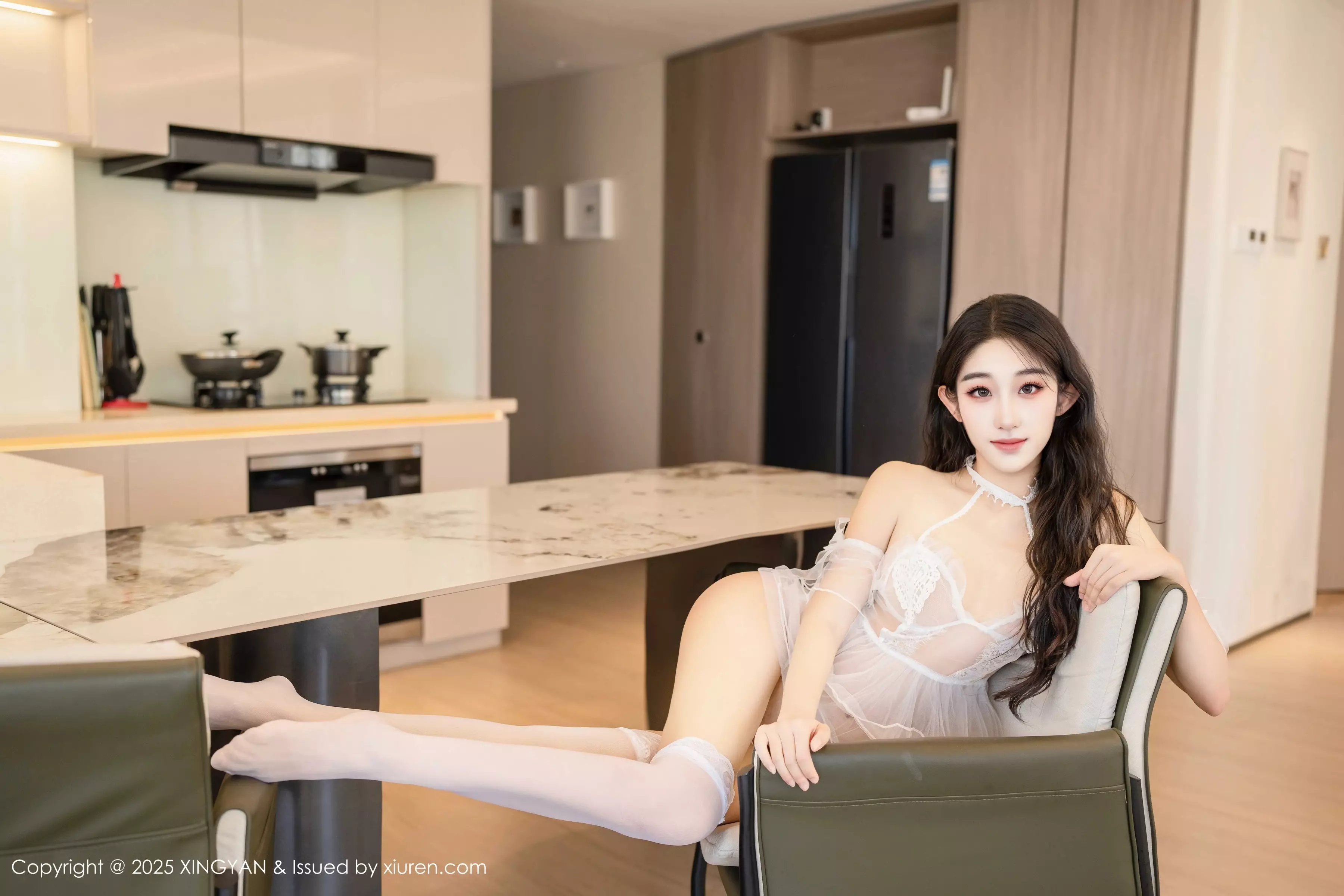 秀人集.com_[XINGYAN星颜社]VOL.330_模特星冉性感白色薄纱情趣服饰配白色丝袜秀曼妙身姿诱惑写真75P