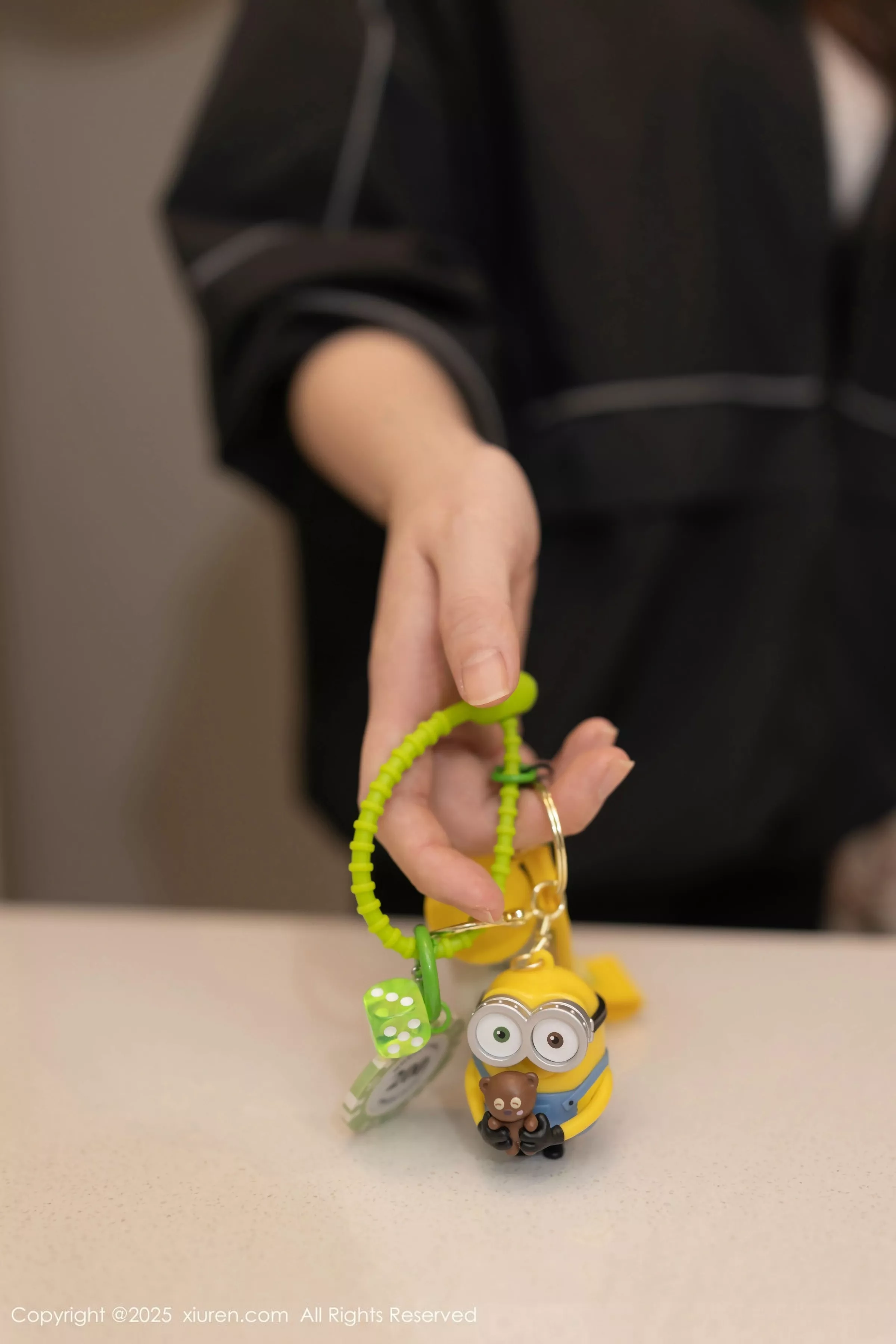 秀人集.com_[XiuRen秀人网]No.10112_模特鱼子酱Fish性感黑色运动服露白色内衣秀曼妙身材诱惑写真58P