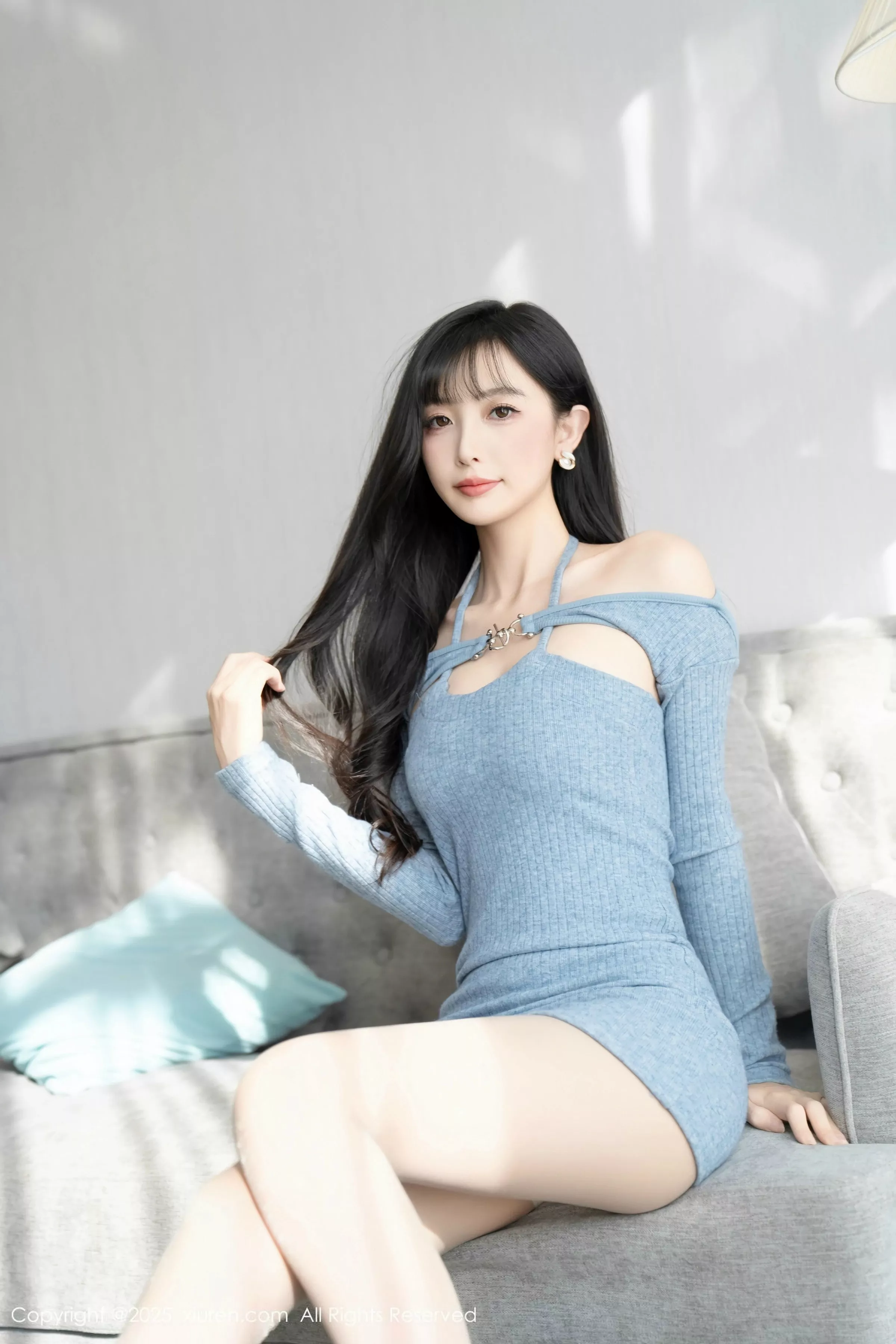 秀人集.com_[XiuRen秀人网]No.10124_模特樱桃小阑子性感浅蓝色连衣短裙配灰丝袜秀曼妙身姿诱惑写真86P