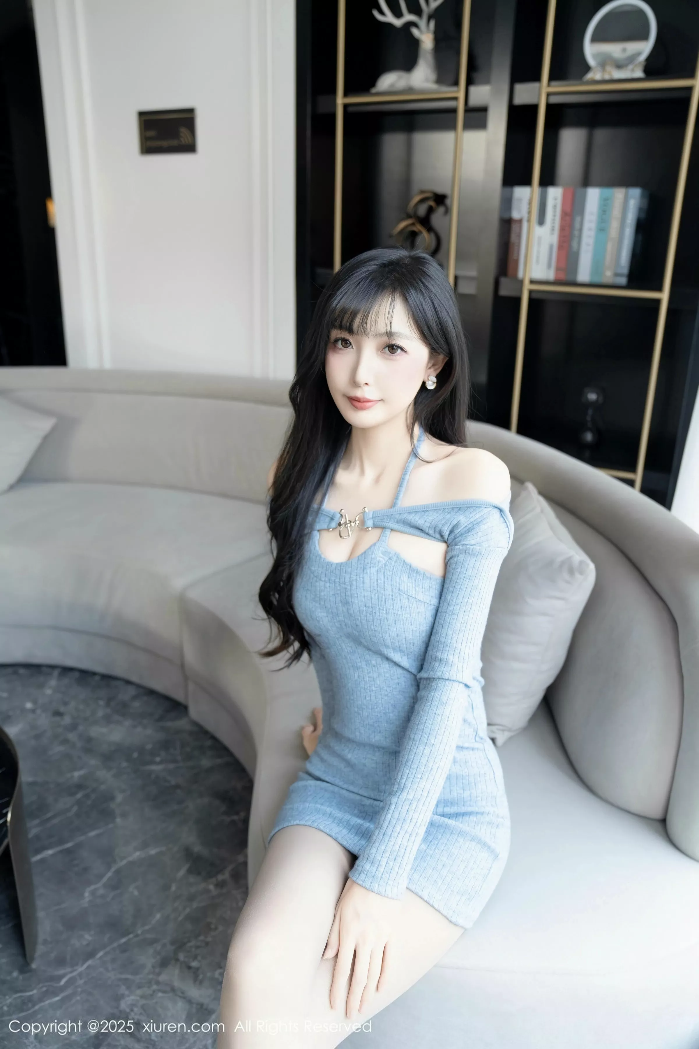 秀人集.com_[XiuRen秀人网]No.10124_模特樱桃小阑子性感浅蓝色连衣短裙配灰丝袜秀曼妙身姿诱惑写真86P