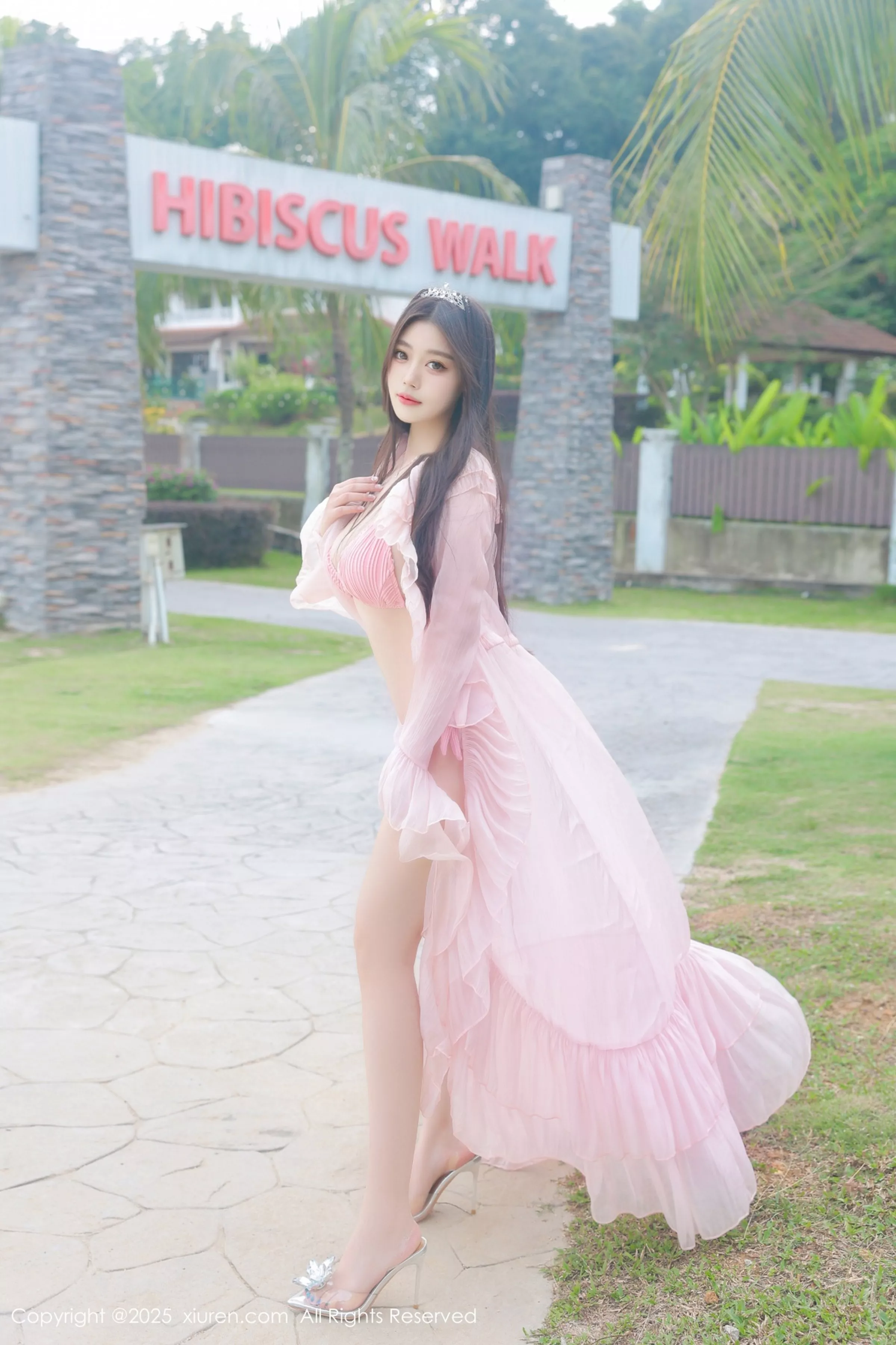 秀人集.com_[XiuRen秀人网]No.10160_模特蛋蛋宝性感粉色薄纱服饰露粉色比基尼秀丰腴身材诱惑写真66P