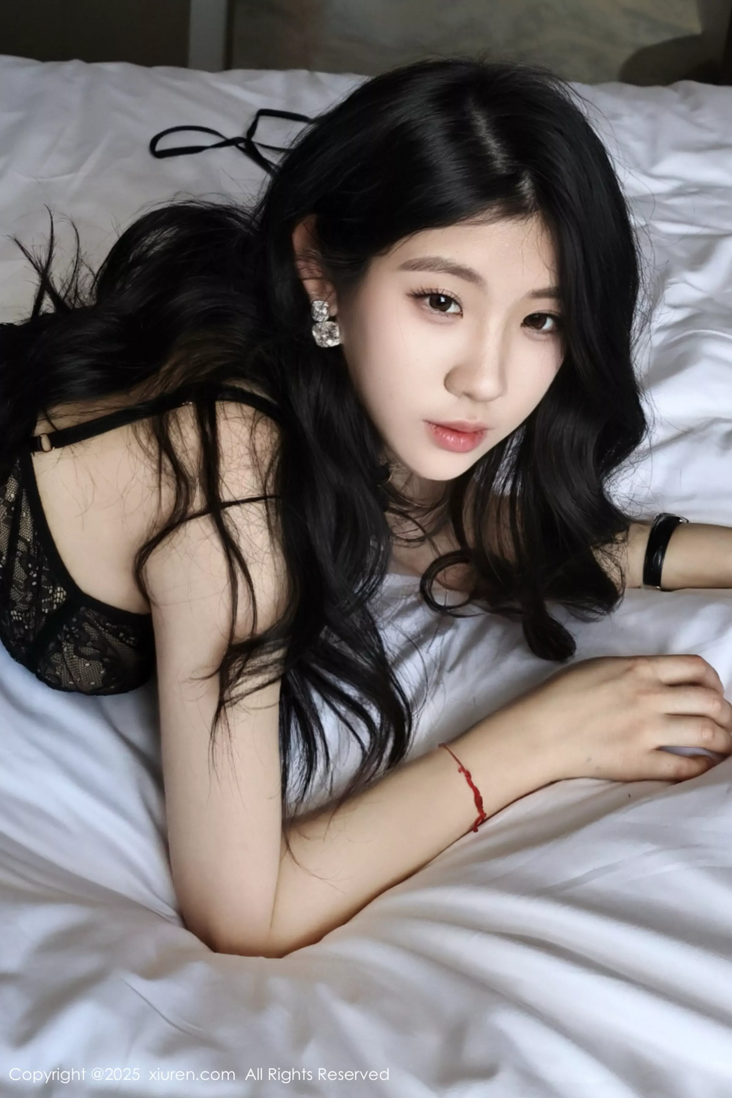 秀人集.com_[XiuRen秀人网]No.10167_模特小芭乐性感黑色OL服饰配超薄黑丝秀翘臀美腿完美诱惑写真75P