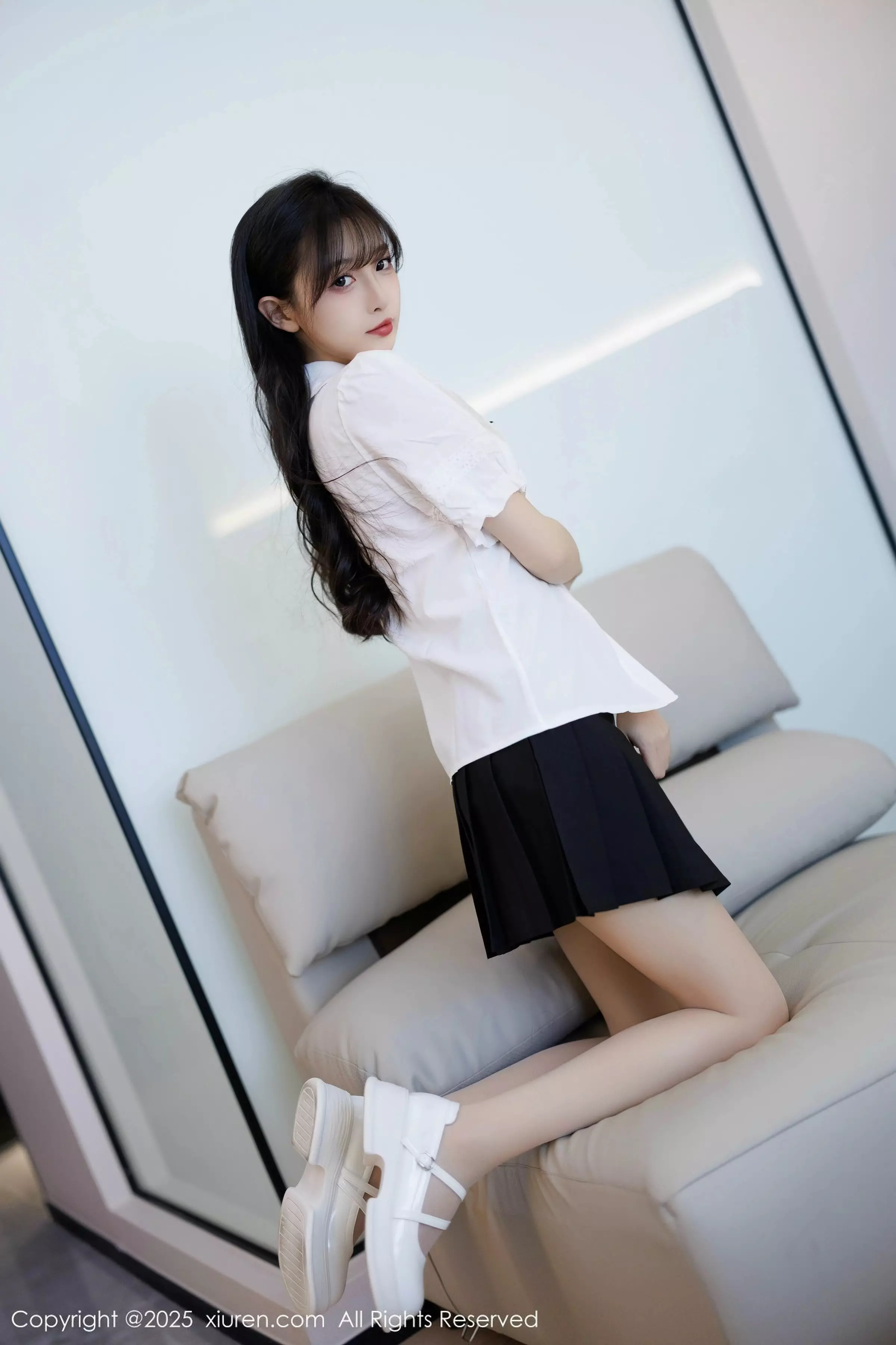 秀人集.com_[XiuRen秀人网]No.10067_模特樱桃小阑子性感白色上衣配黑短裙秀曼妙身姿迷人诱惑写真83P