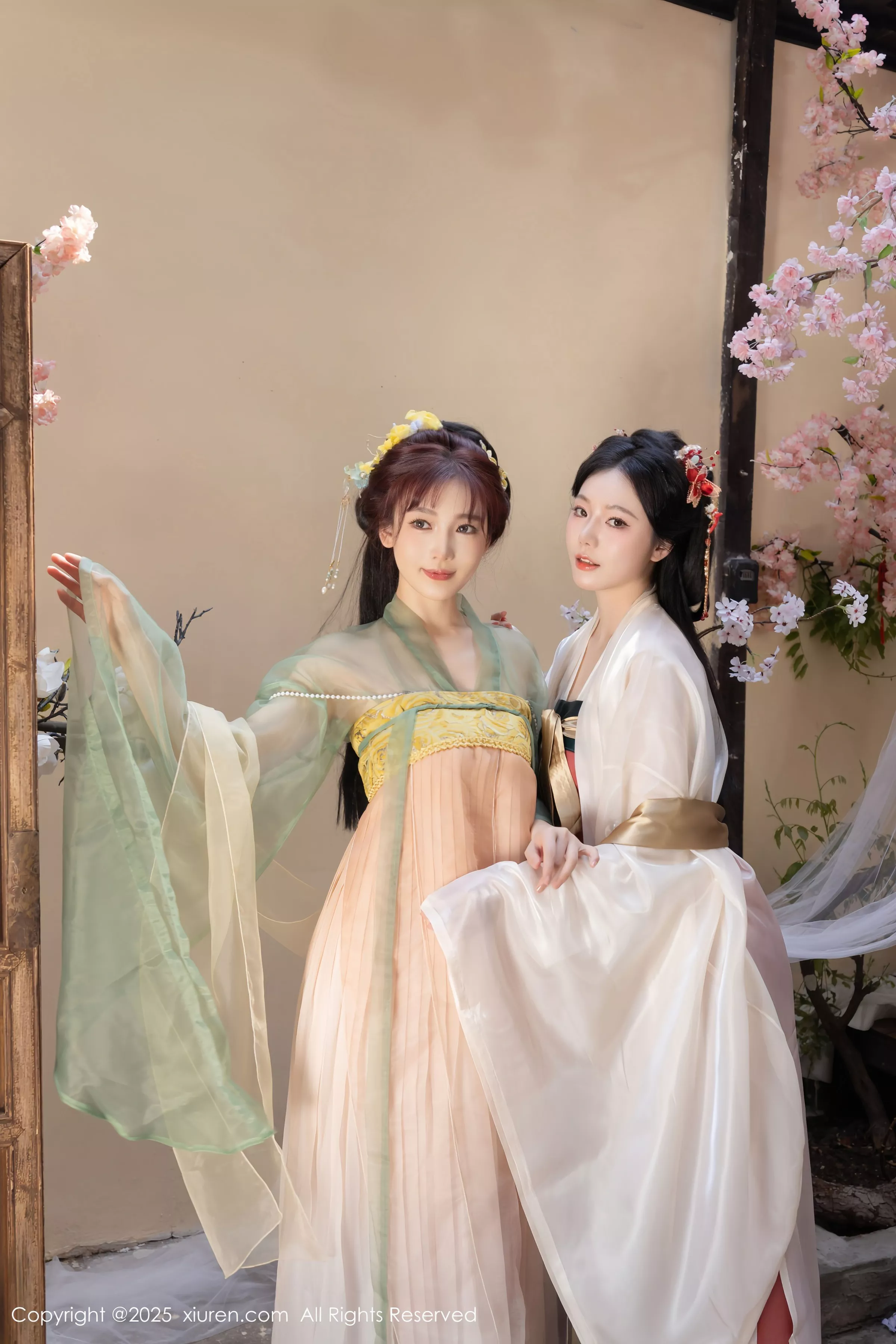 秀人集.com_[XiuRen秀人网]No.10223_模特合集女神陆萱萱＆安然anran激情互动薄纱古装撩人诱惑写真80P