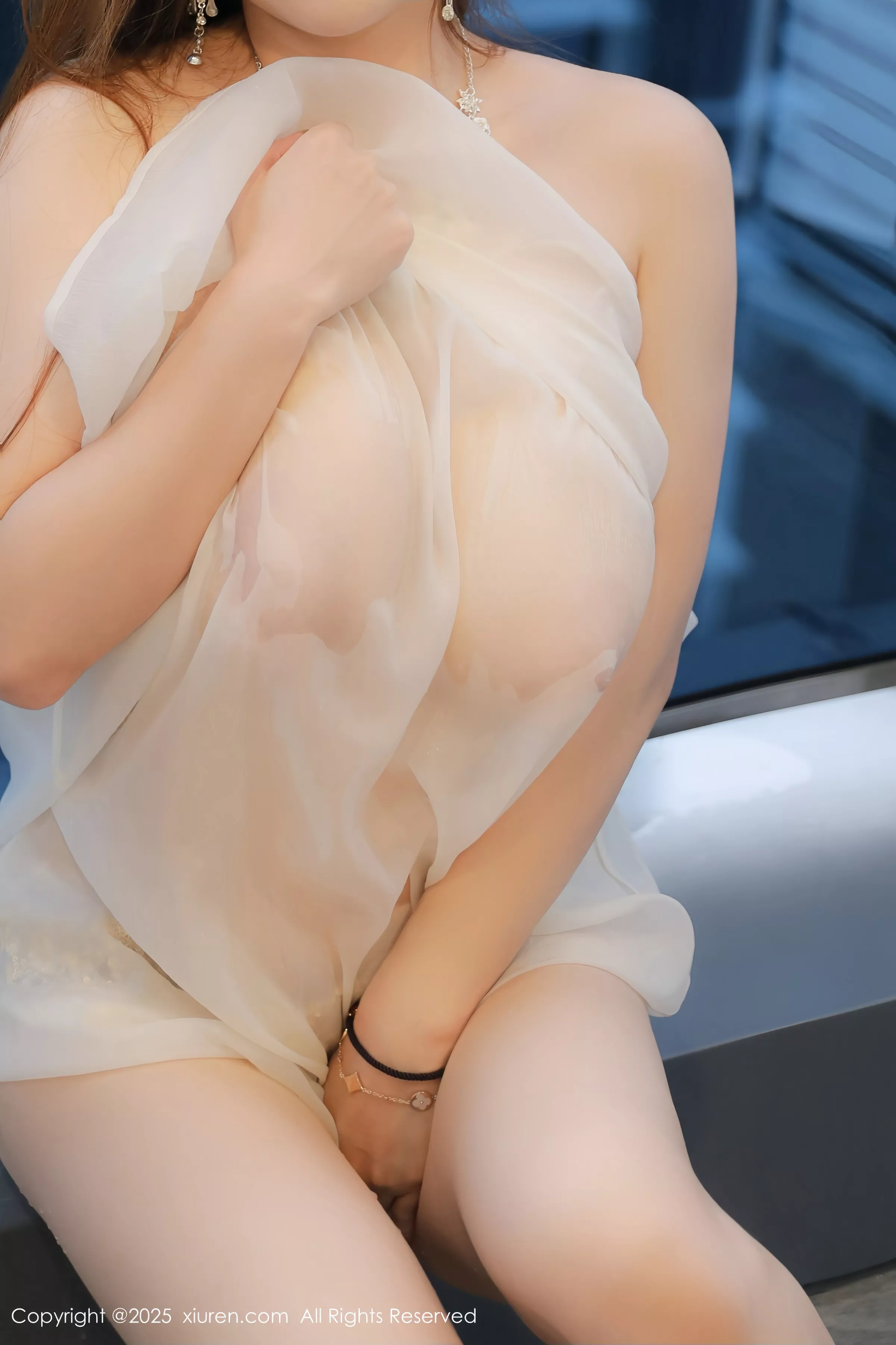 秀人集.com_[XiuRen秀人网]No.10218_模特小肉肉咪性感白色泳衣+肉色薄透裙秀凹凸身材撩人诱惑写真77P