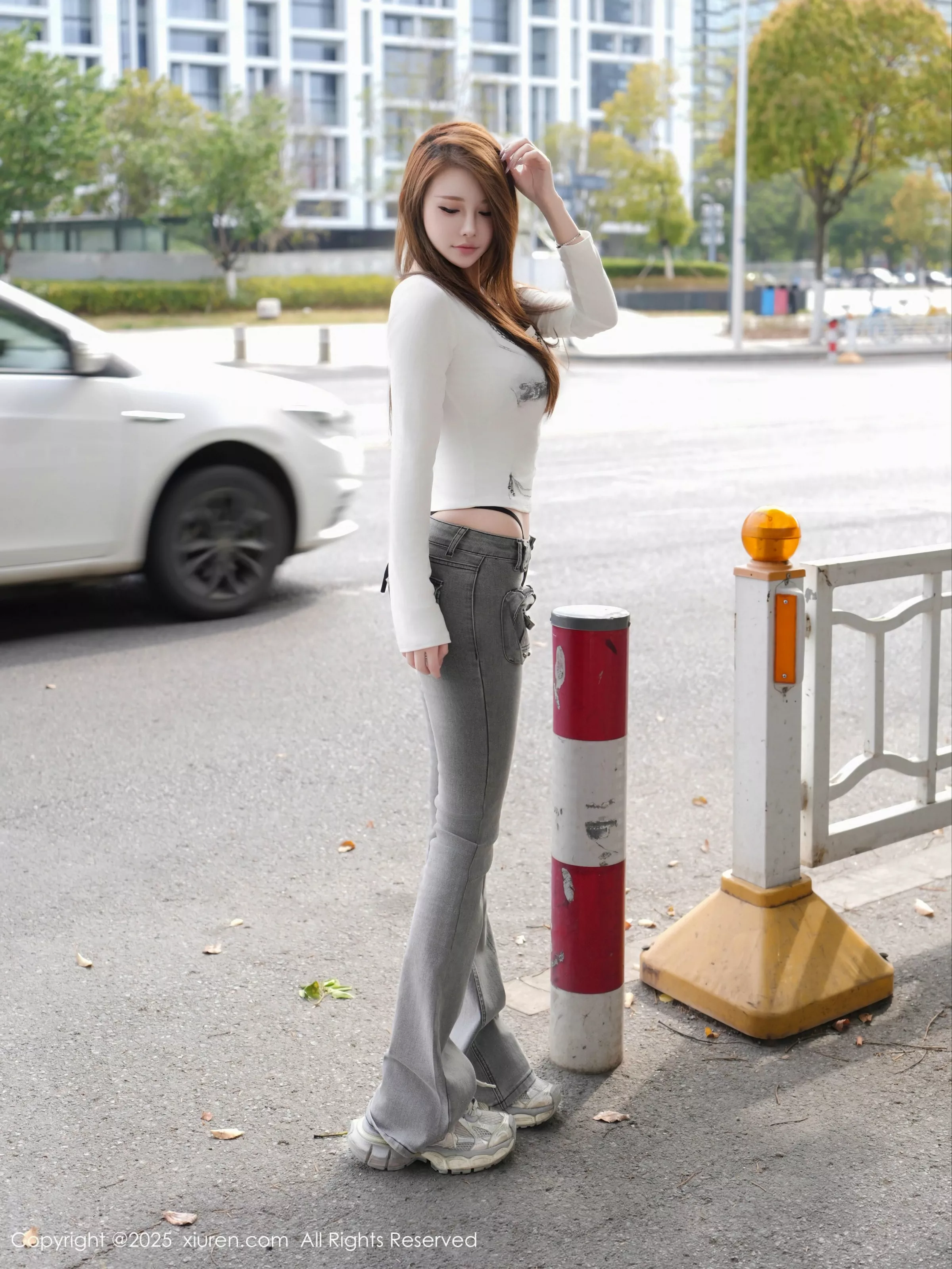 秀人集.com_[XiuRen秀人网]No.10227_模特甜妮性感白T配牛仔长裤露黑色情趣内衣秀丰腴身材诱惑写真68P